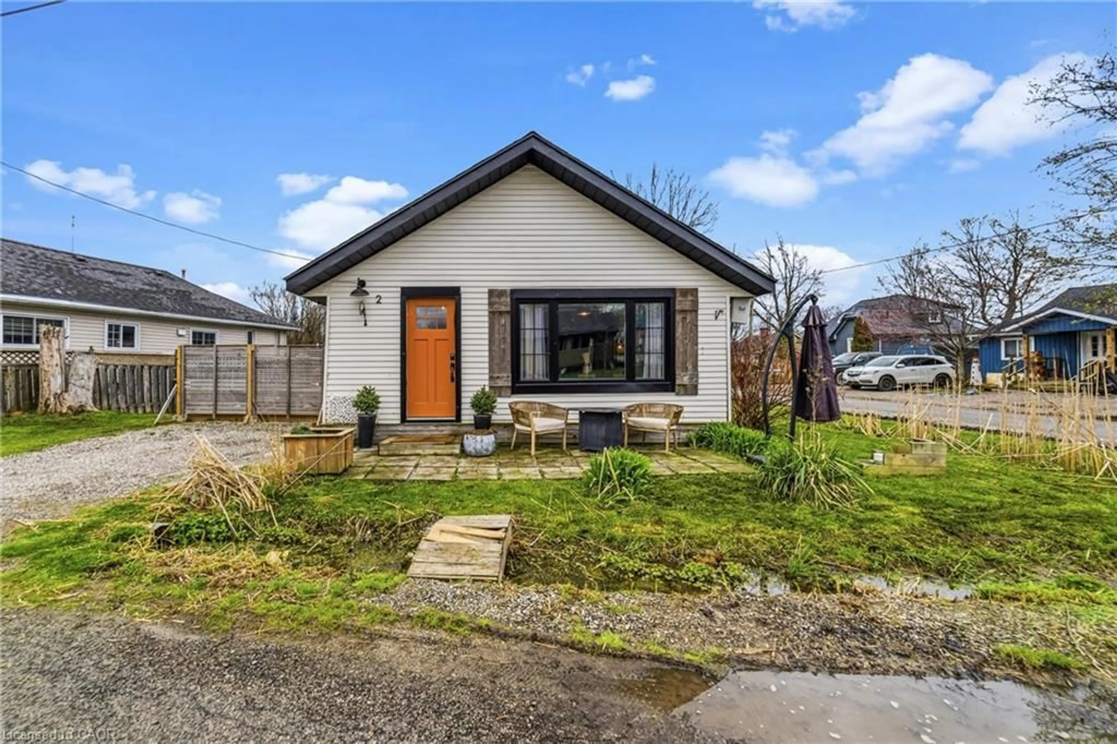 Home with brick exterior material, street for 2 Fagan St, Haldimand Ontario N0A 1L0