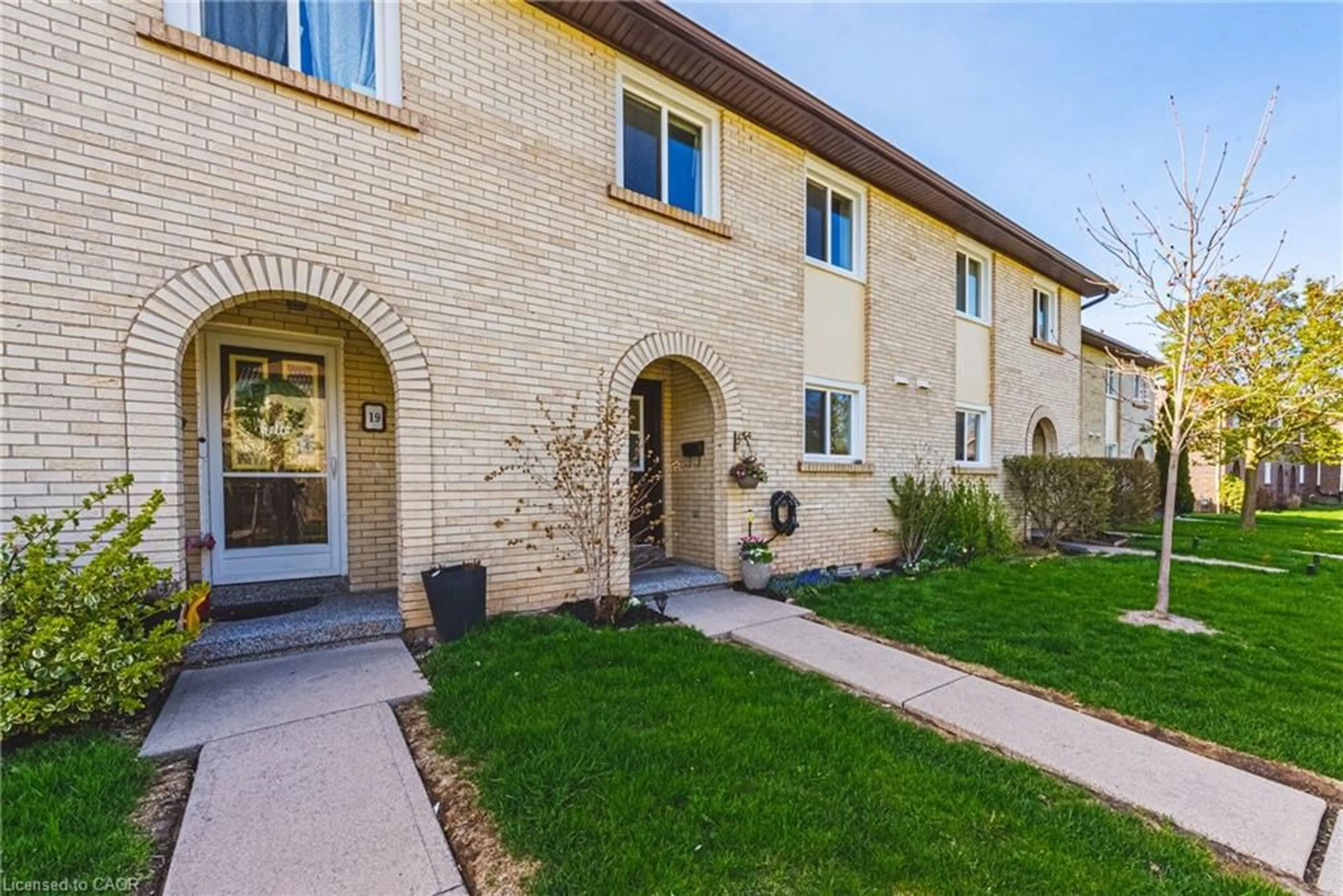 Home with brick exterior material, street for 1450 Sixth Line W/S Line #18, Oakville Ontario L6H 1X7