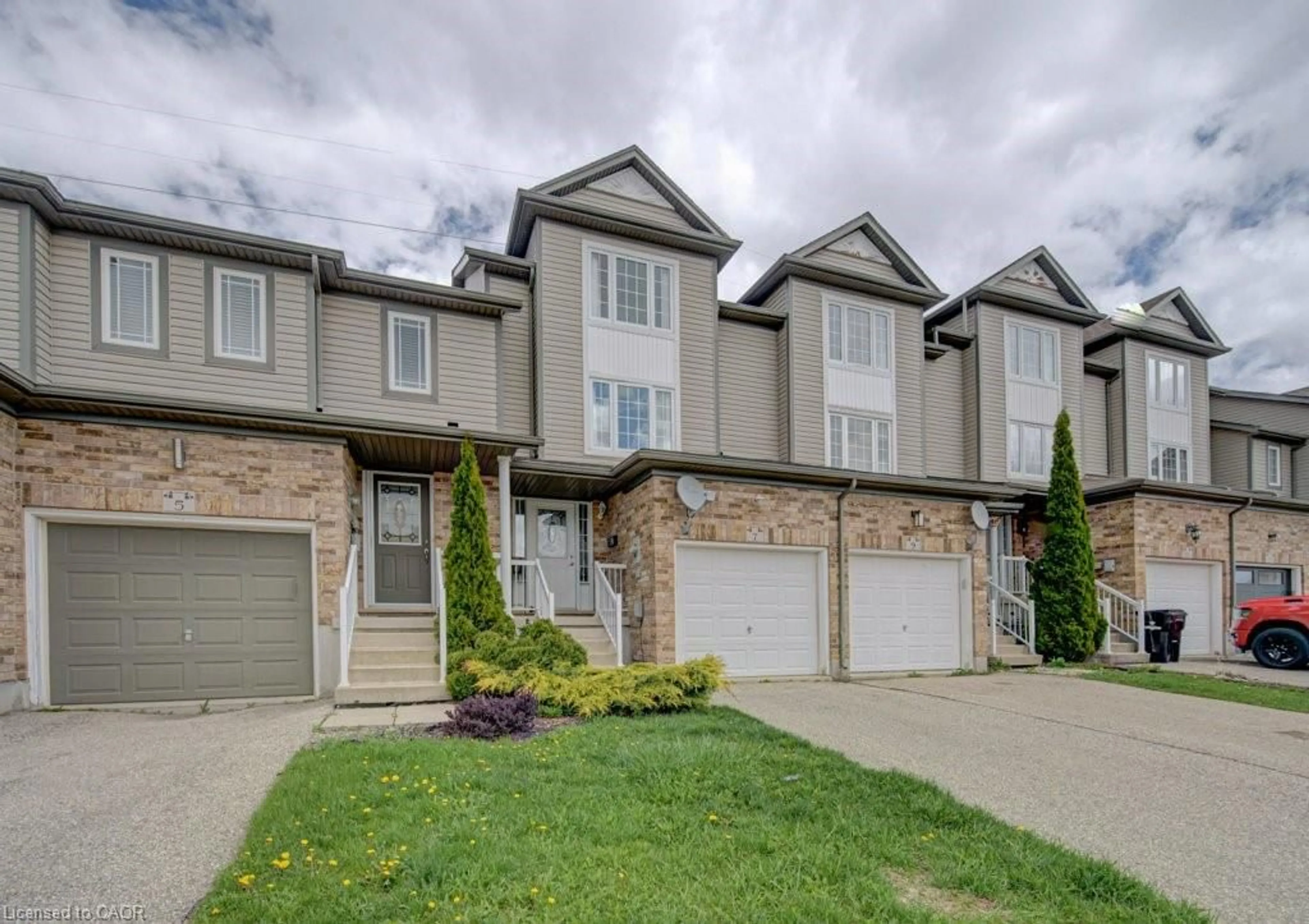 Unknown for 7 Red Clover Cres, Kitchener Ontario N2E 4G9