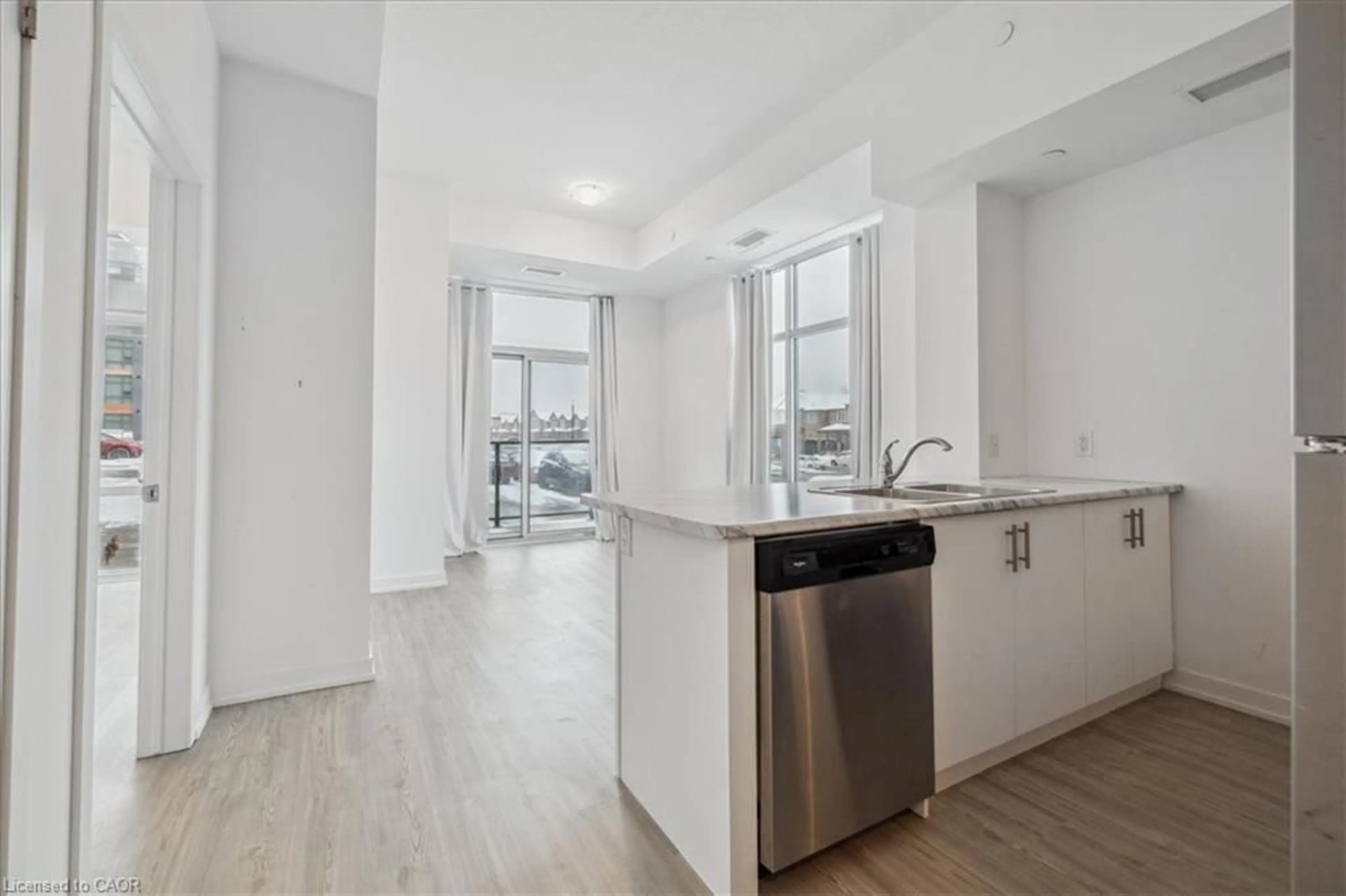 Open concept kitchen, unknown for 450 Dundas St #115, Waterdown Ontario L8B 1Z2