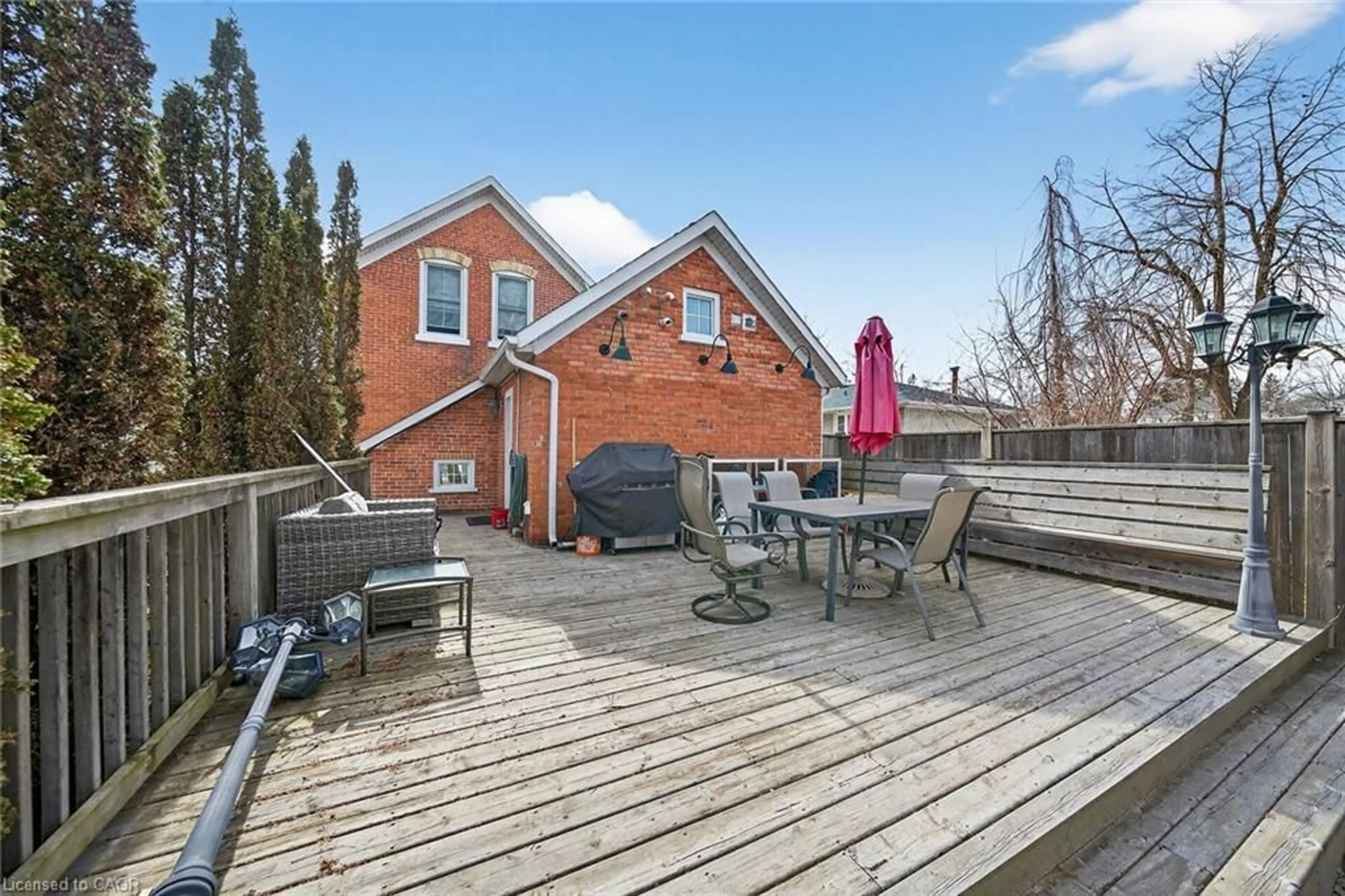 Patio, unknown for 40 St Andrew St, Port Dover Ontario N0A 1N0