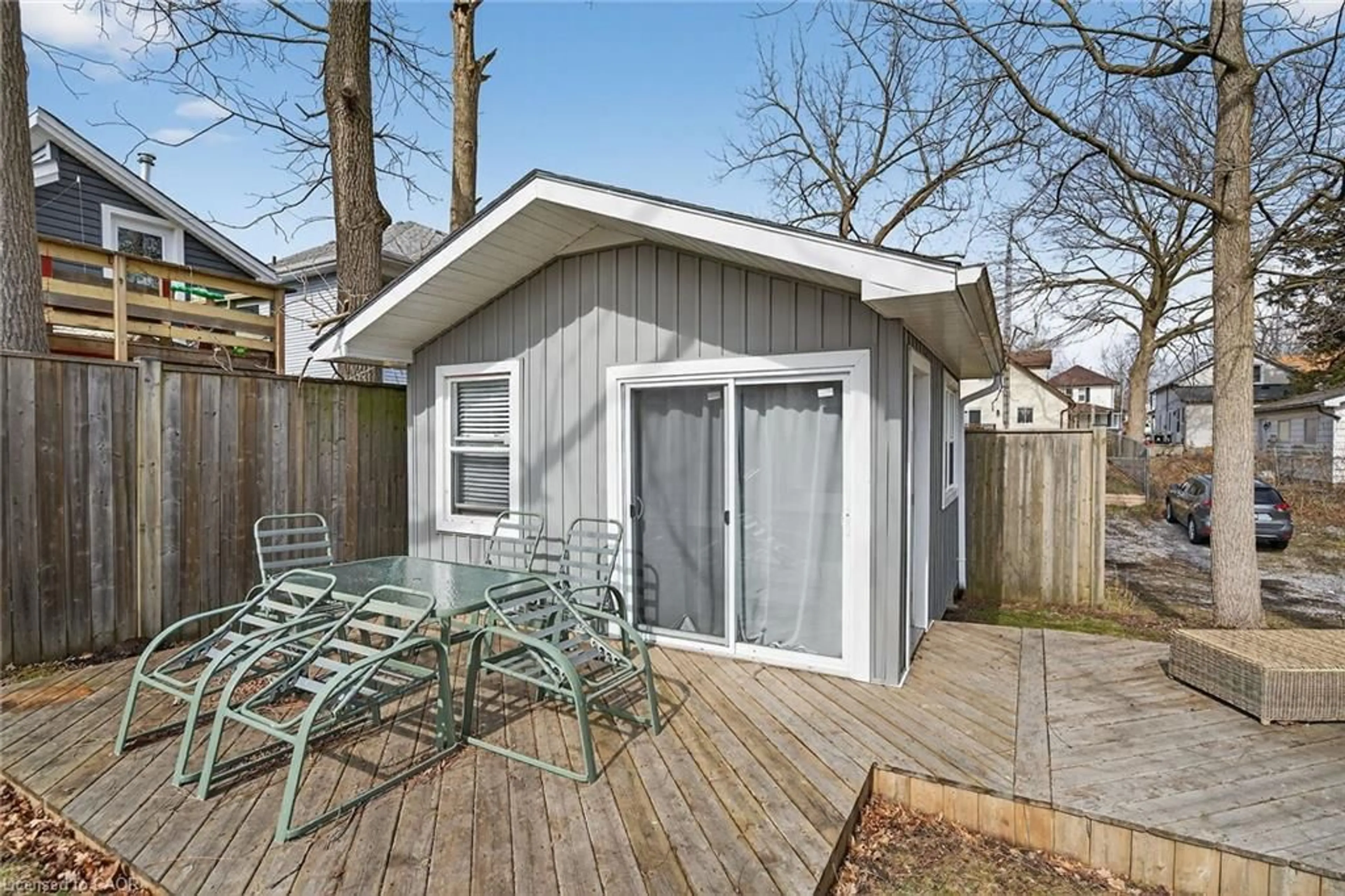 Shed for 40 St Andrew St, Port Dover Ontario N0A 1N0