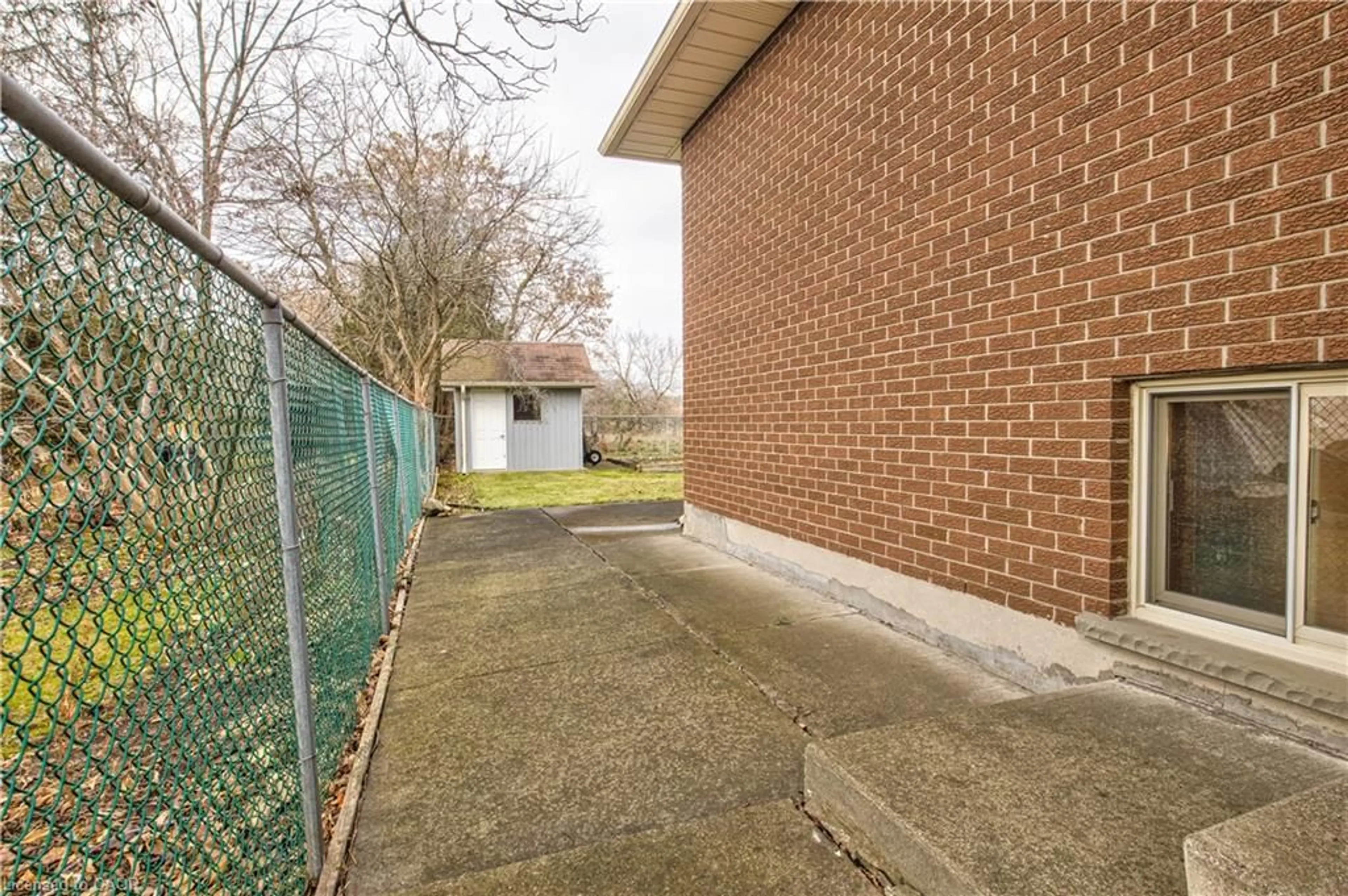 Patio, street for 67 Durham St, Kitchener Ontario N2P 1G5