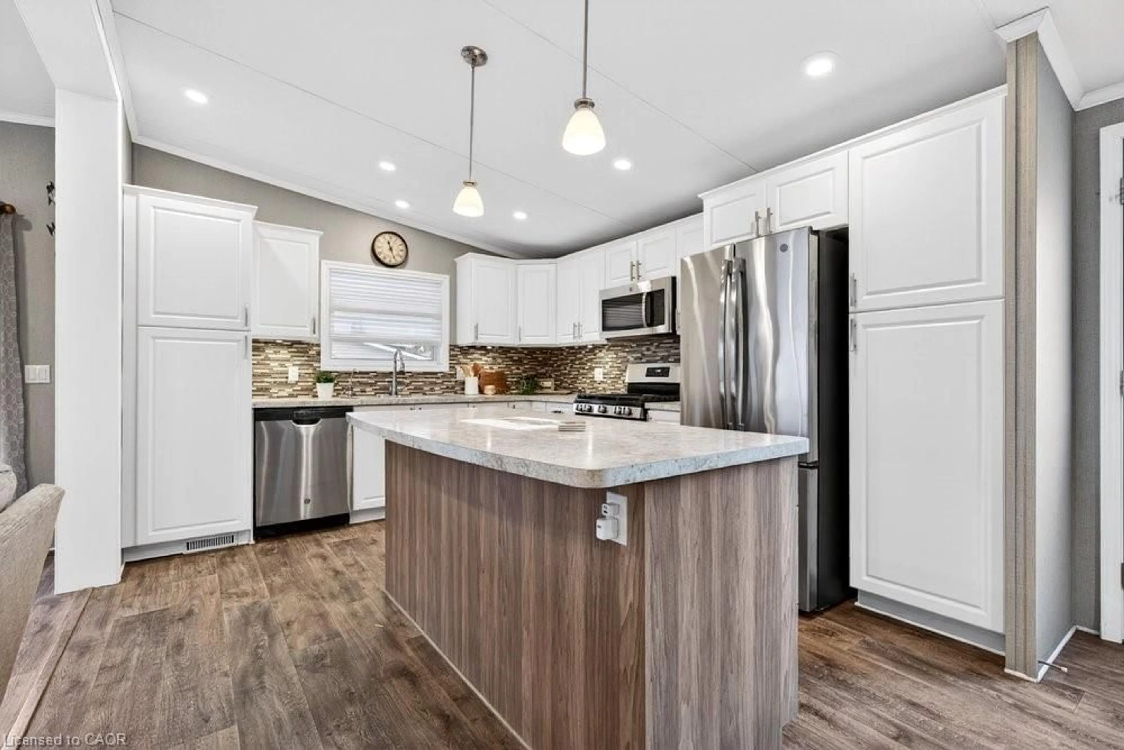 Open concept kitchen, unknown for 4449 Milburough Rd #2 Oak, Burlington Ontario L7P 0C5