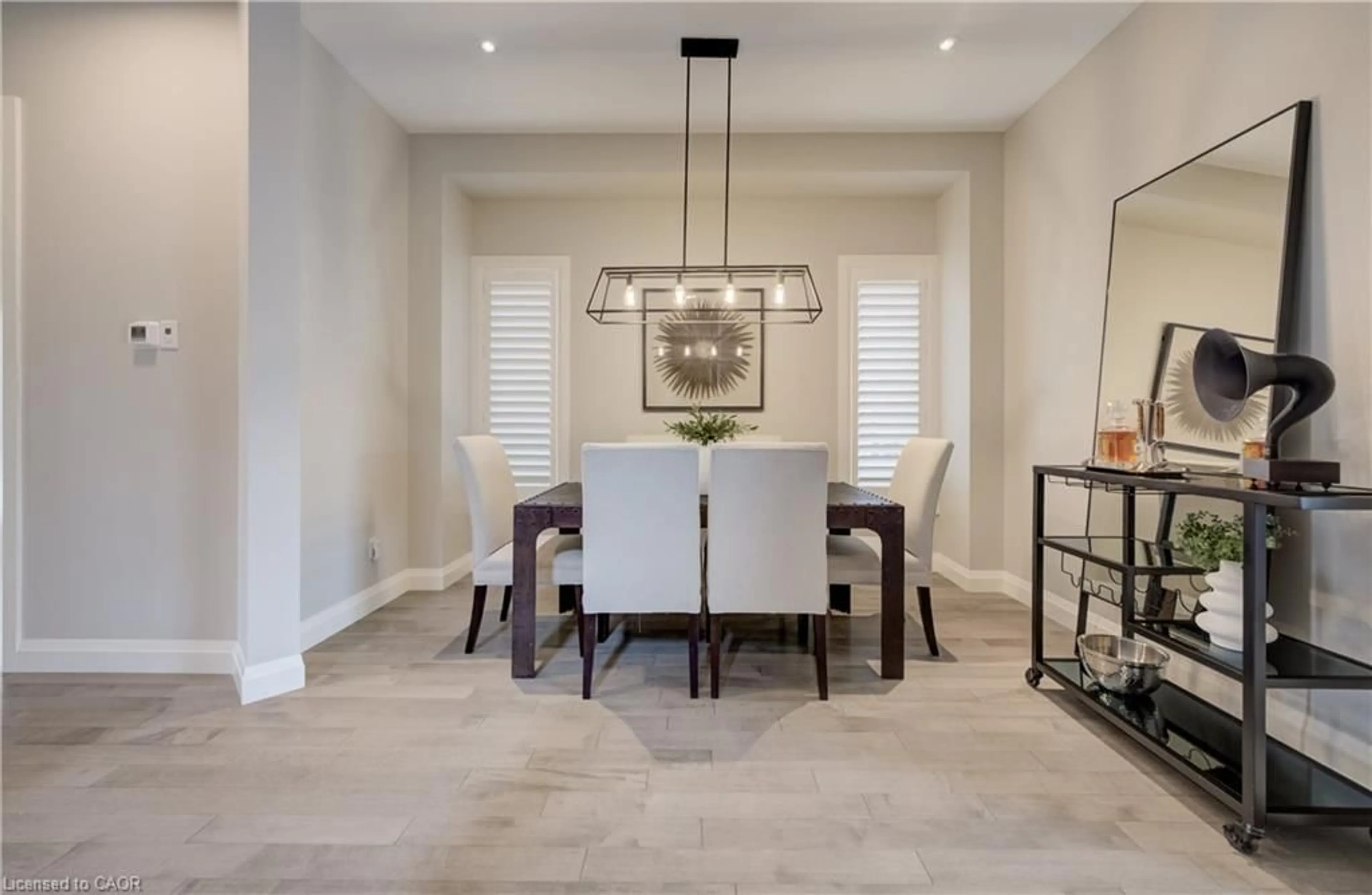 Dining room, ceramic/tile floor for 521 Gristmill St, Waterloo Ontario N2K 0C9