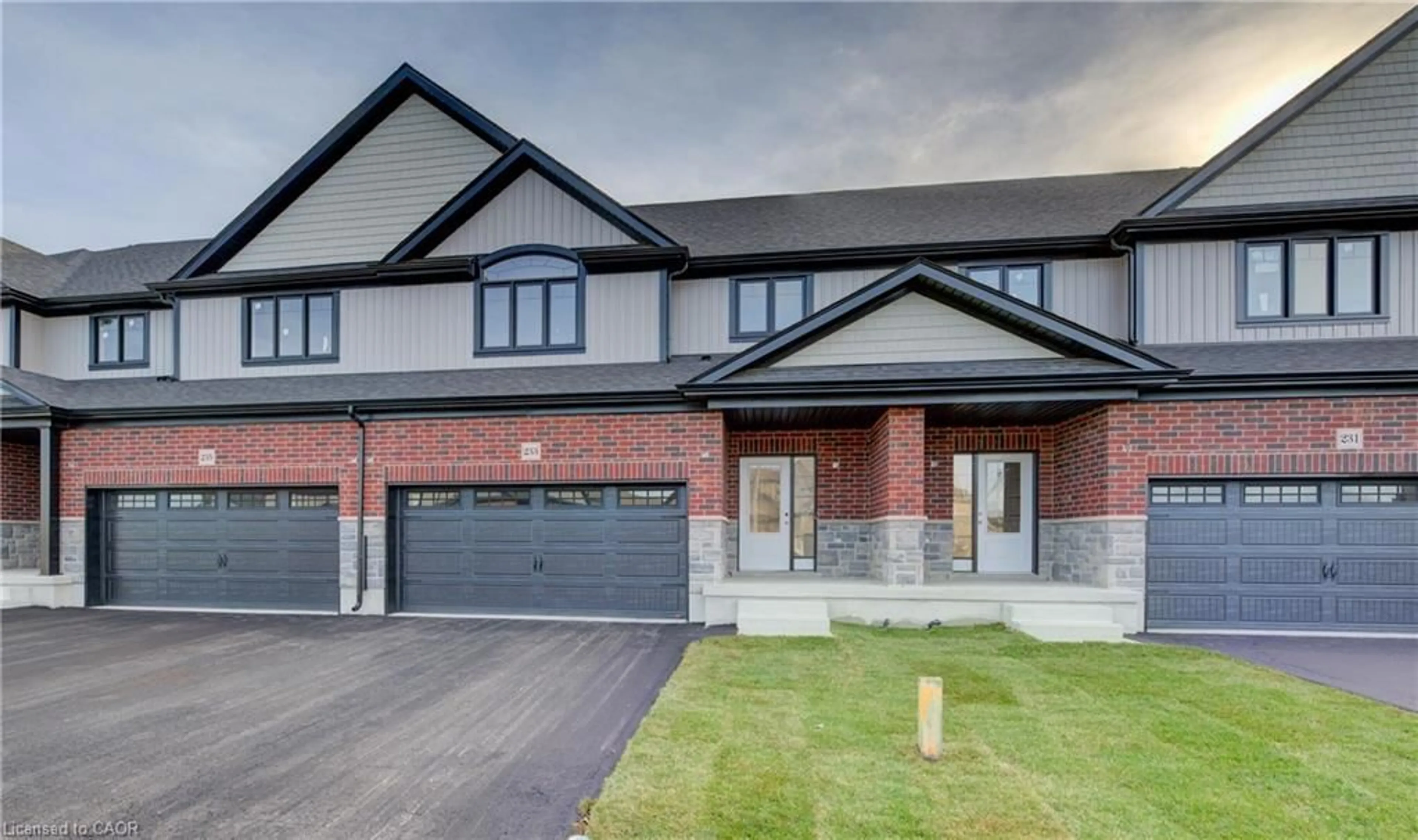 Home with brick exterior material, street for 233 Applewood St, Plattsville Ontario N0J 1S0