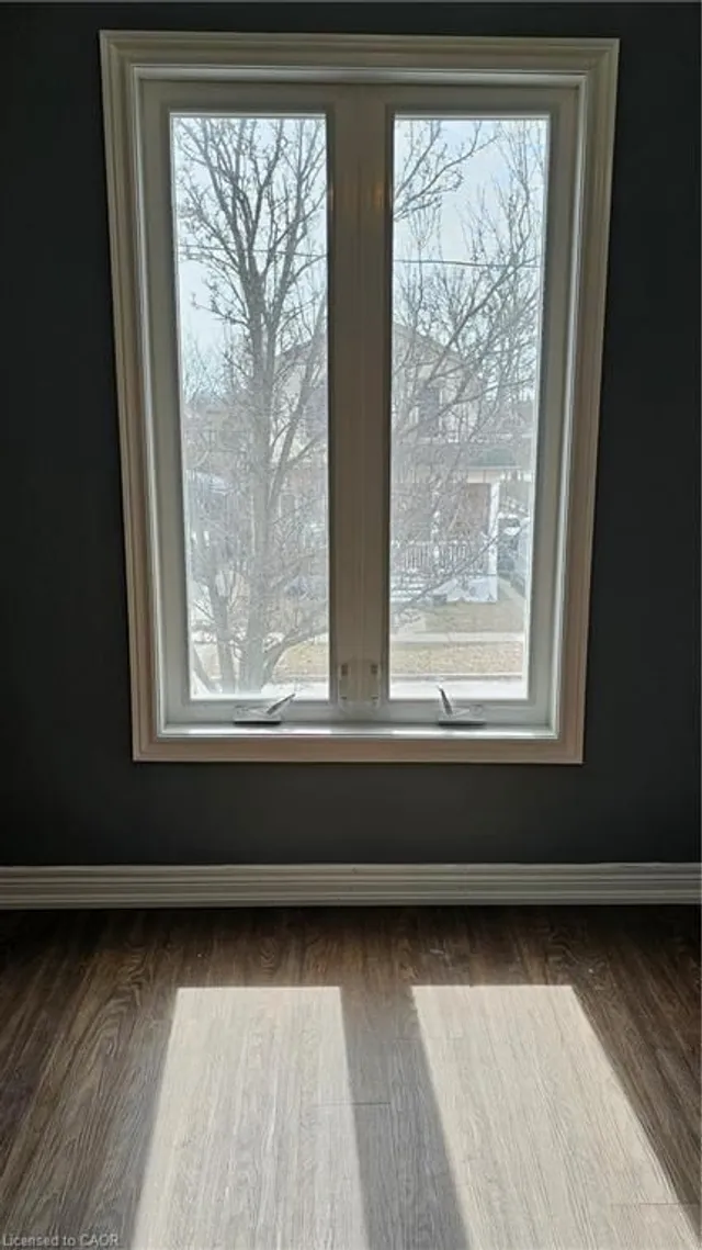 182 Marlborough St, Brantford 5