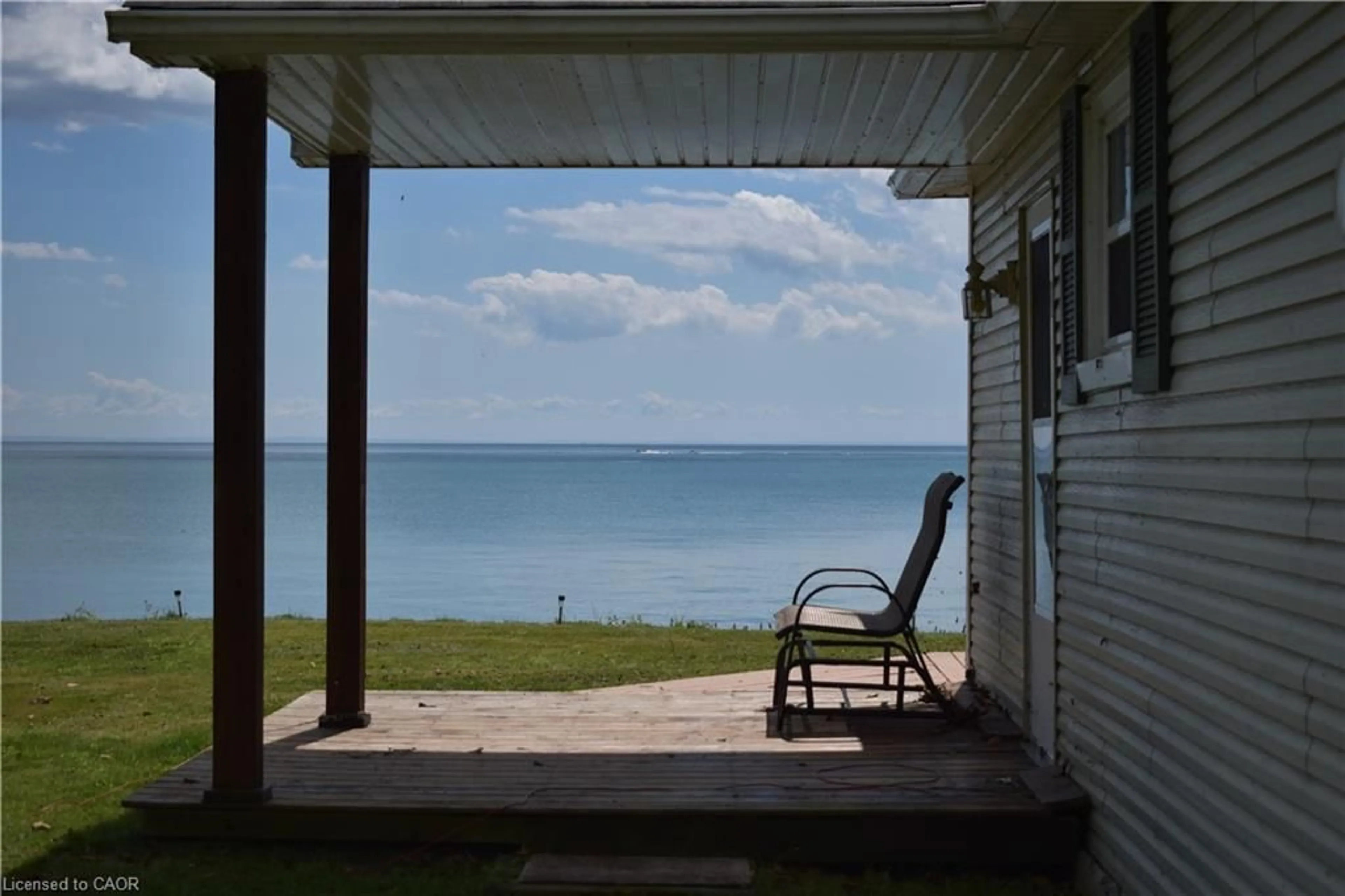 Patio, water/lake/river/ocean view for 3 Horseshoe Bay Rd, Dunnville Ontario N1A 2W8