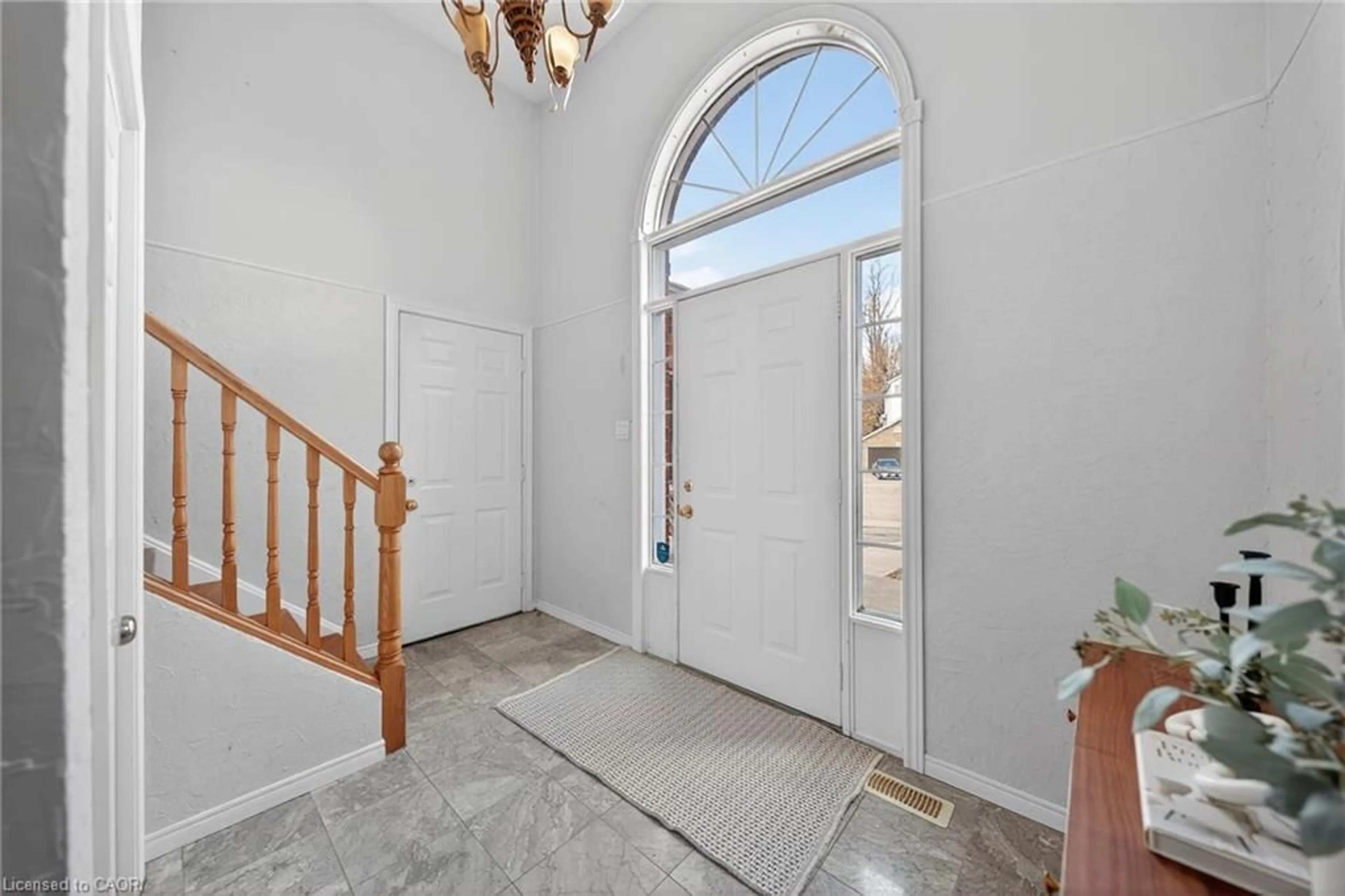 Indoor entryway for 24 Stanmore Ave, Kitchener Ontario N2B 3W2