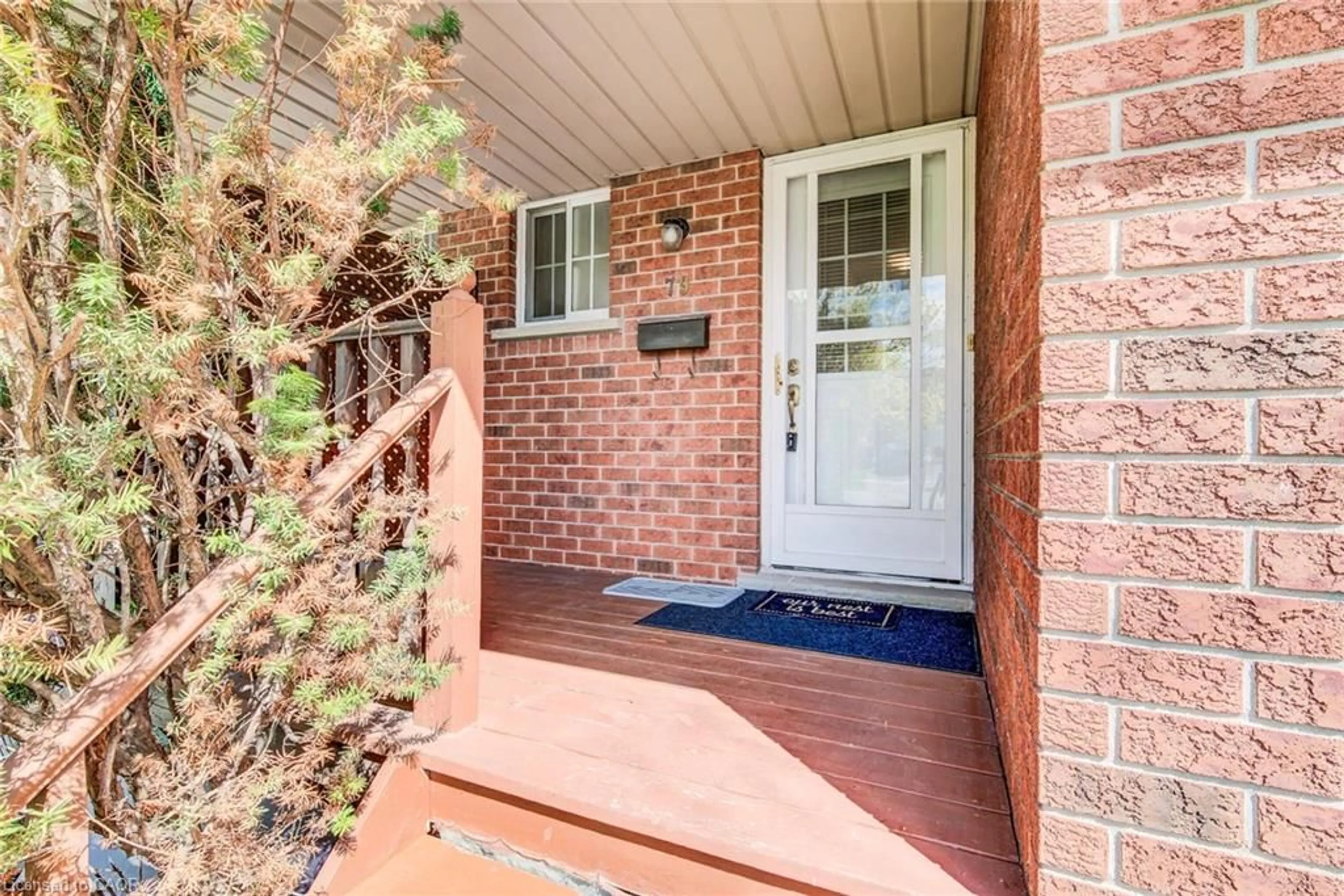 Indoor entryway for 79 Brembel St, Kitchener Ontario N2B 3T7
