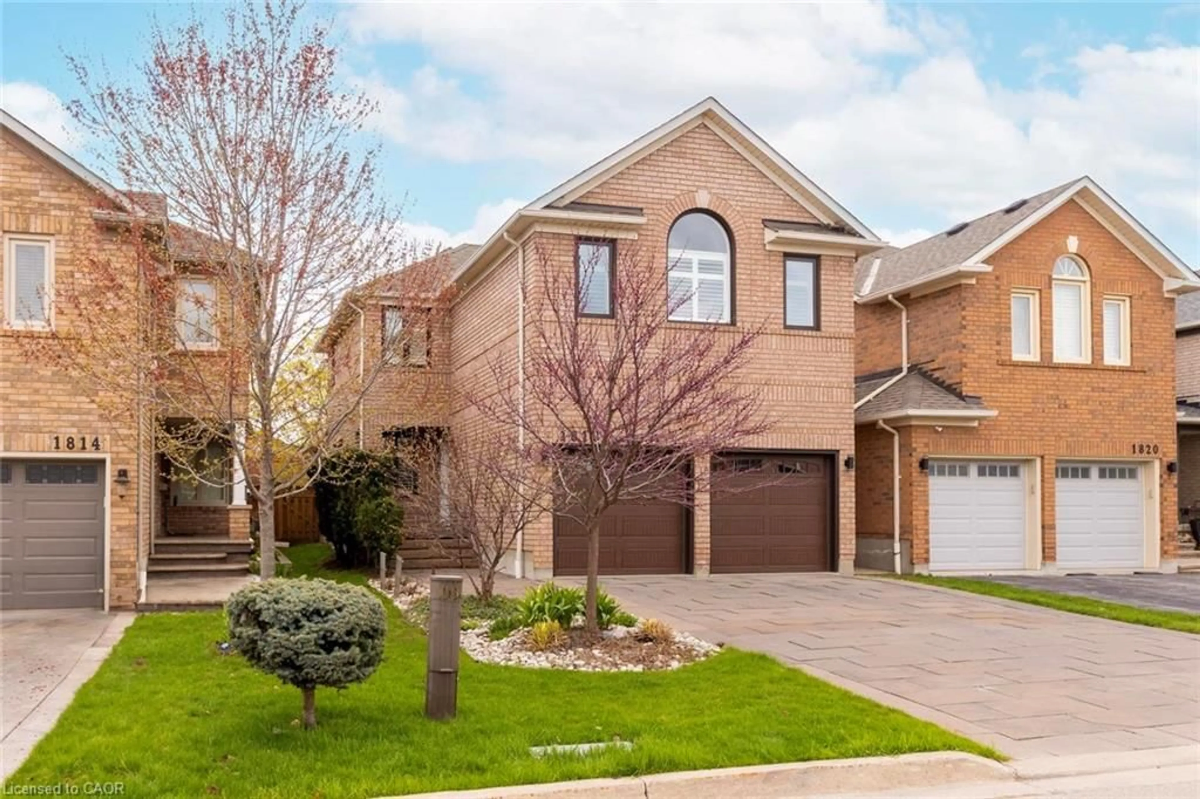 Home with brick exterior material, street for 1818 Bridlington Crt, Mississauga Ontario L5N 7L1