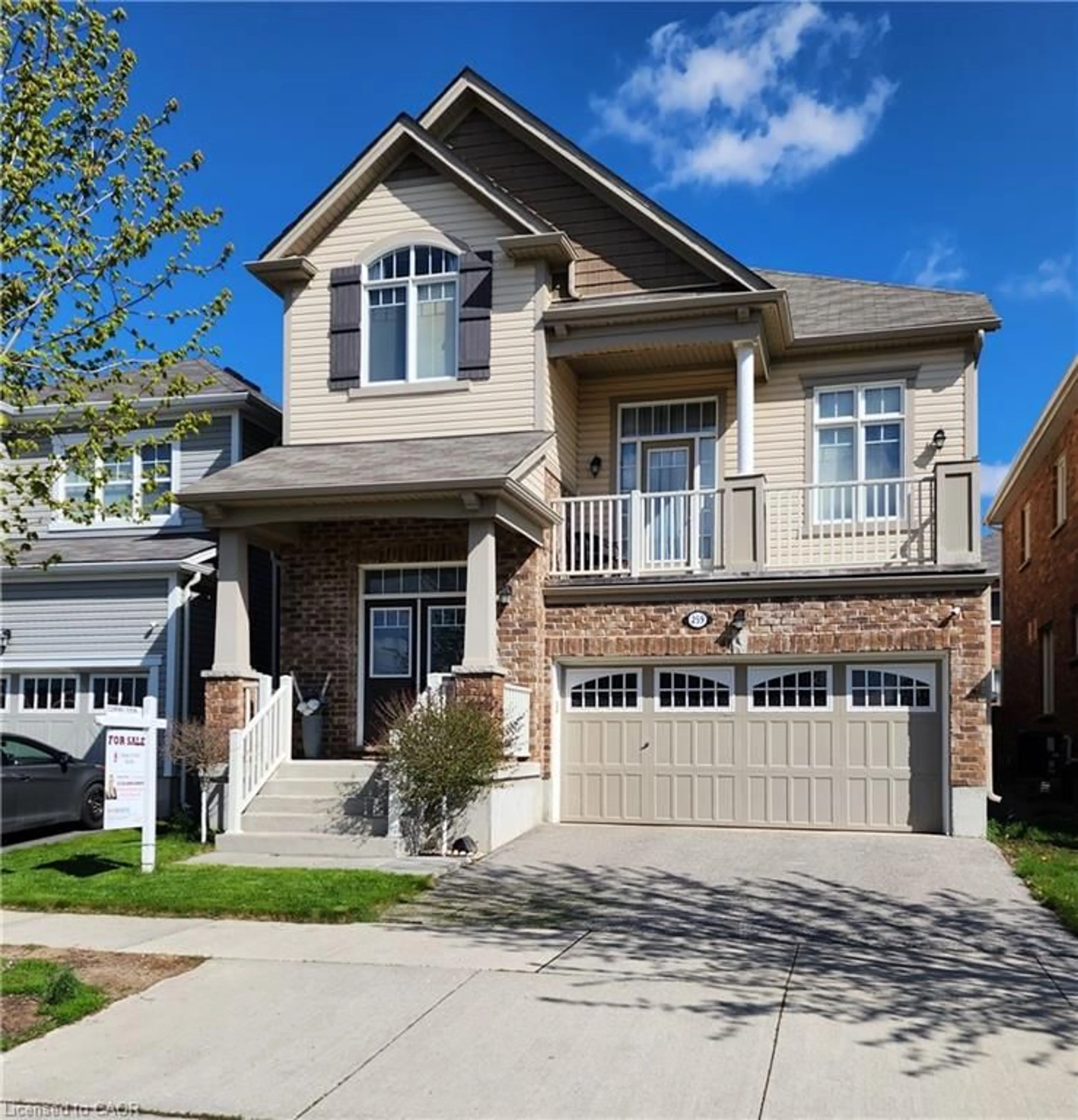 Home with brick exterior material, street for 259 Grovehill Cres, Kitchener Ontario N2R 0K8