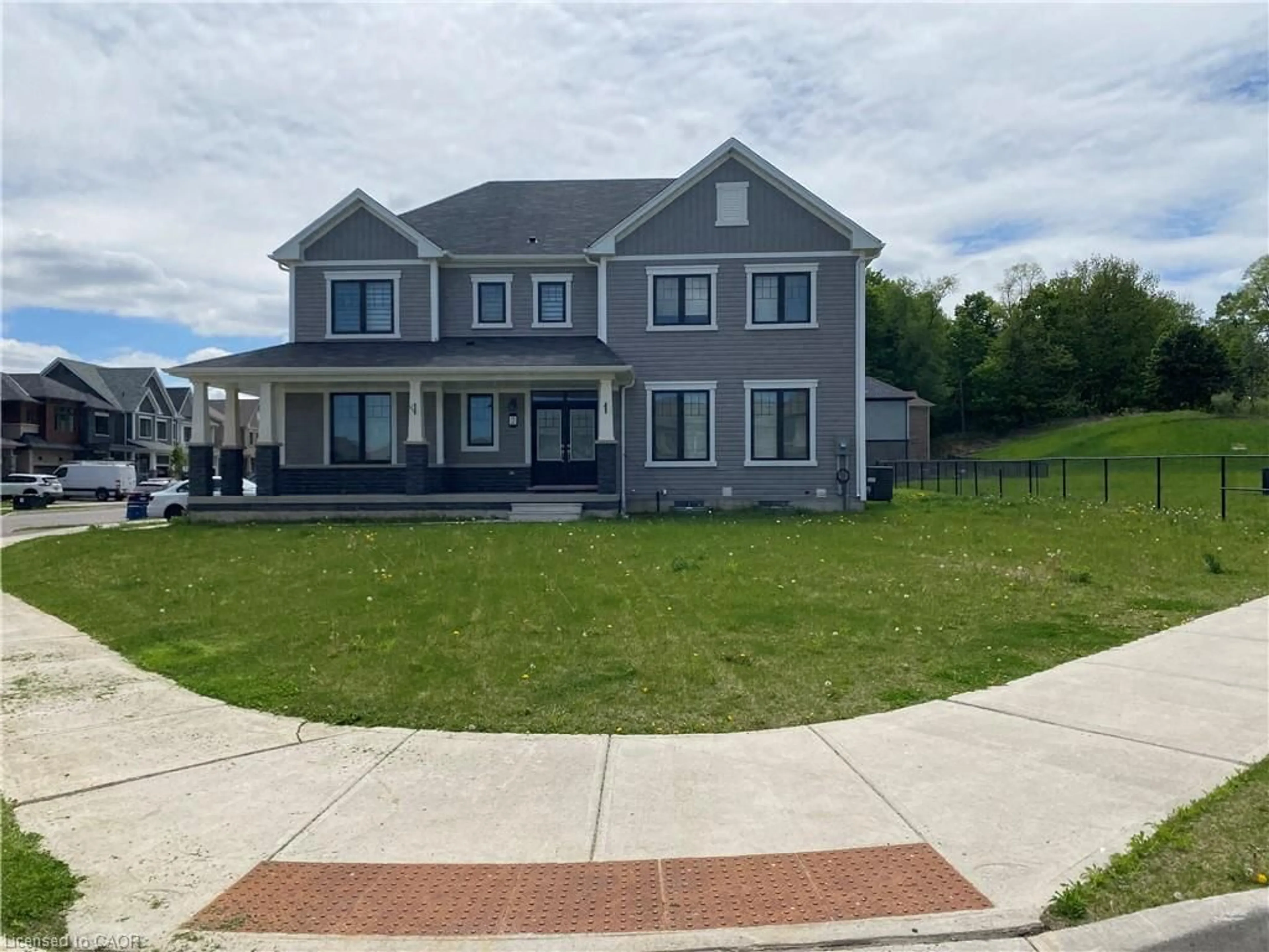 A pic from outside/outdoor area/front of a property/back of a property/a pic from drone, street for 2 Cahill Dr, Brantford Ontario N3T 0V5