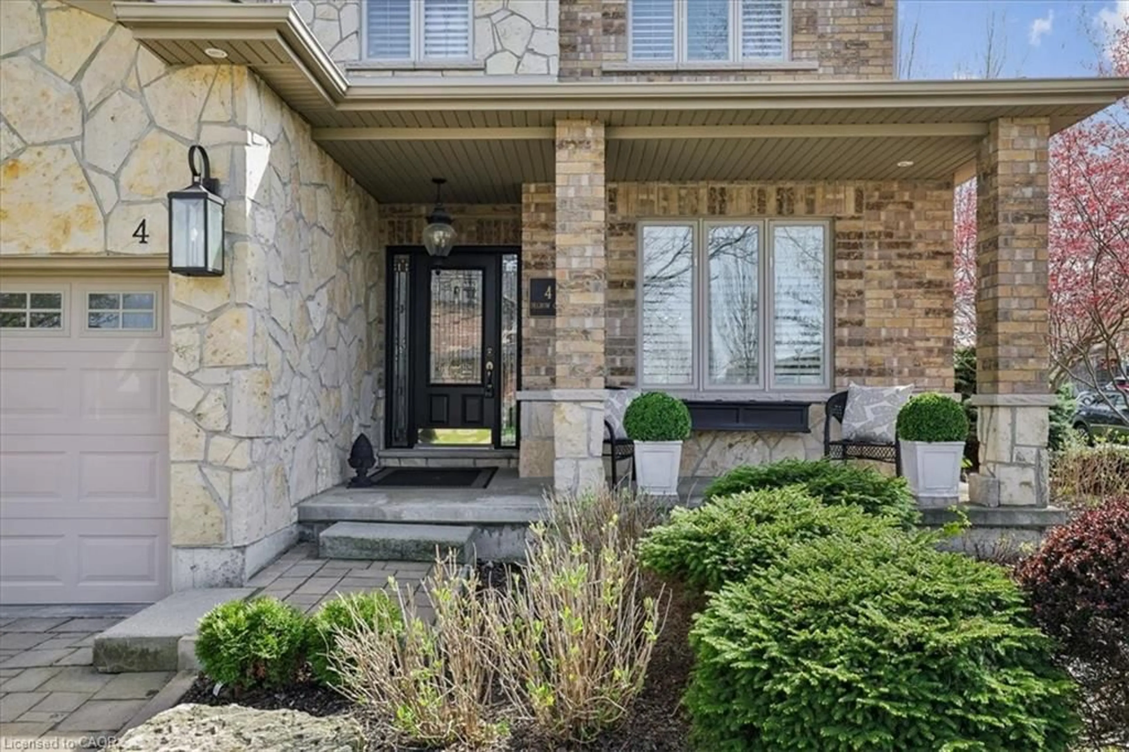 Indoor entryway for 4 Degrow Cres, Binbrook Ontario L0R 1C0
