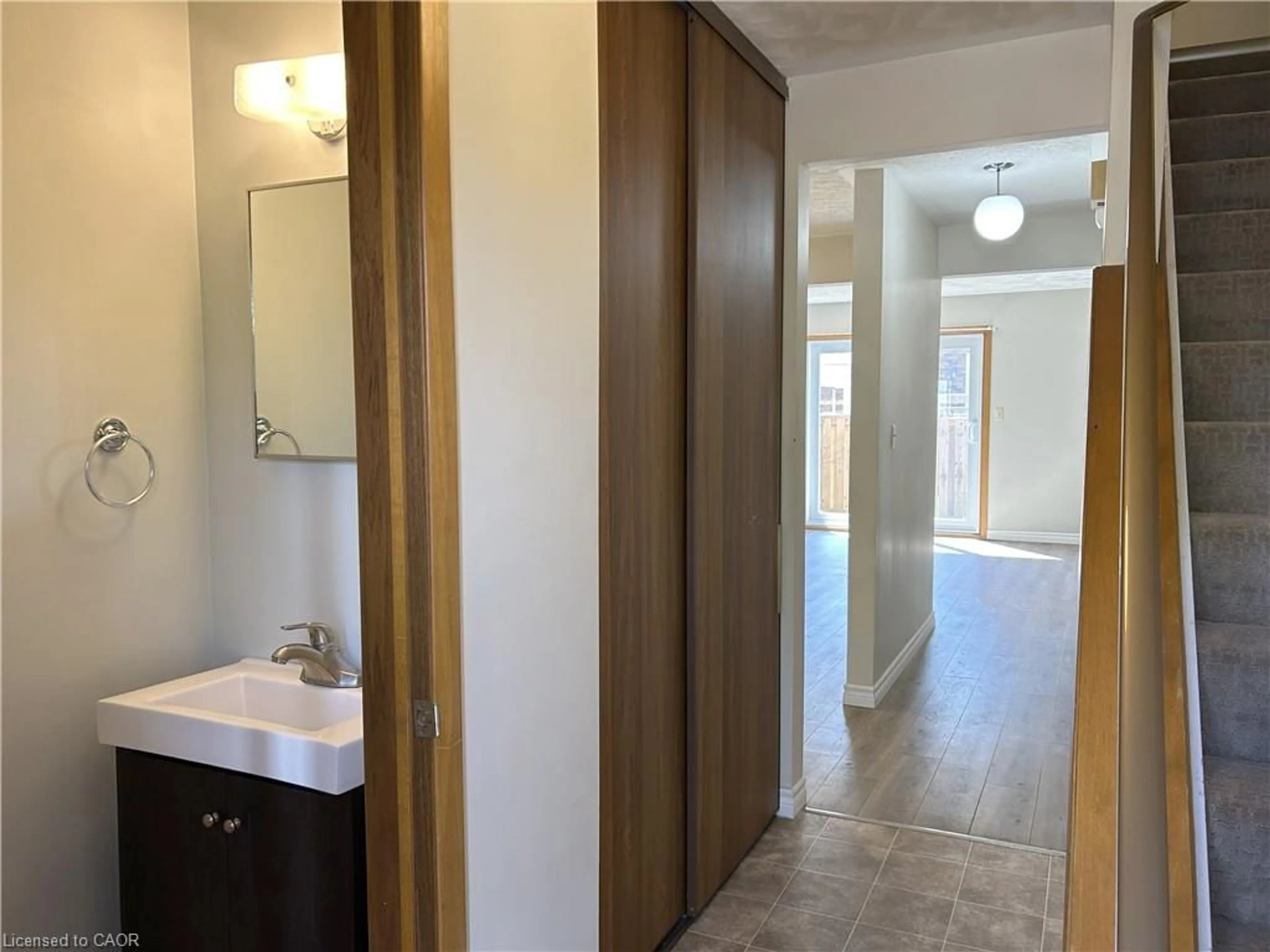 Unknown for 10 Montclair Cres, Simcoe Ontario N3Y 4R9