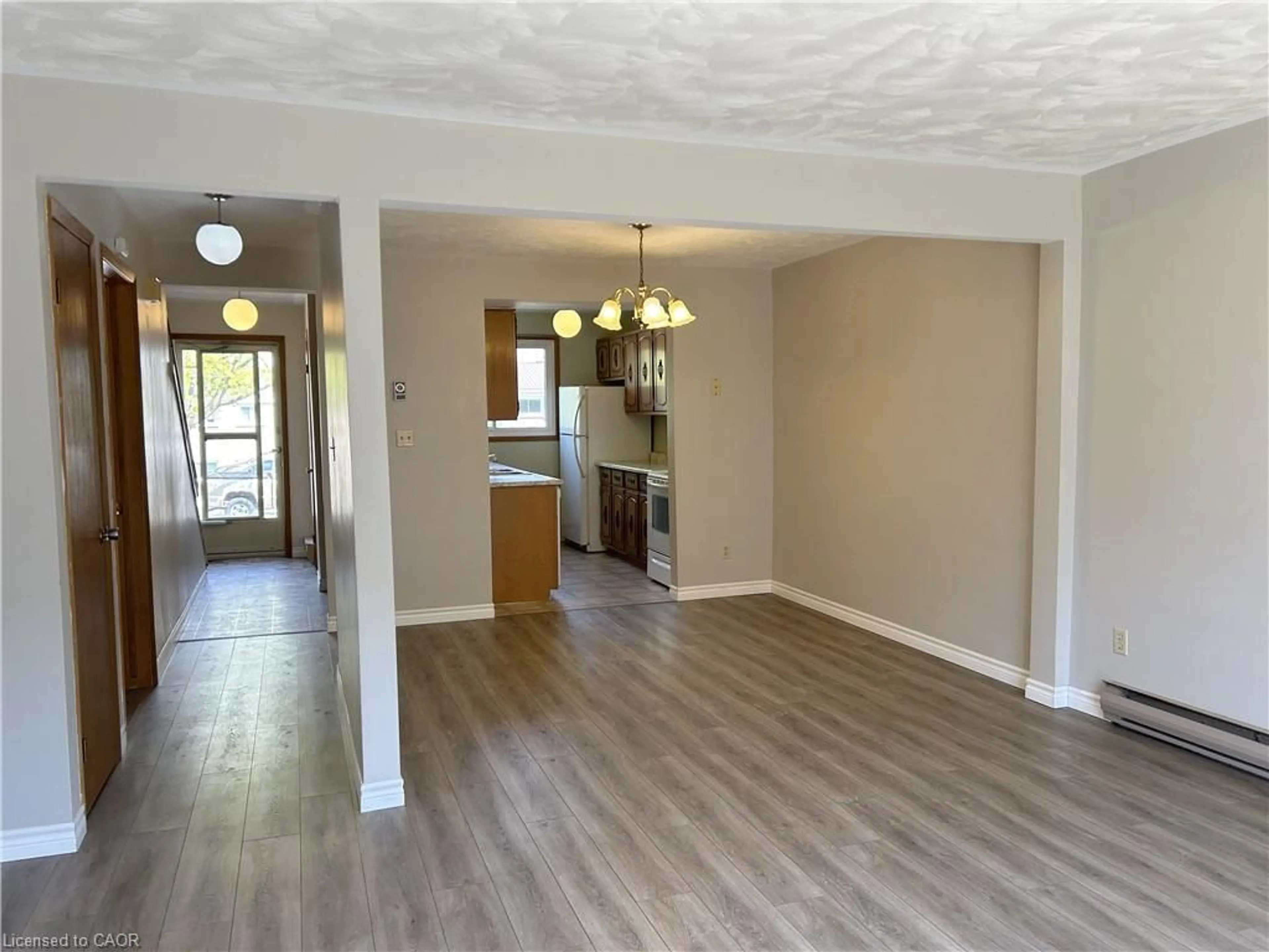 Unknown for 10 Montclair Cres, Simcoe Ontario N3Y 4R9