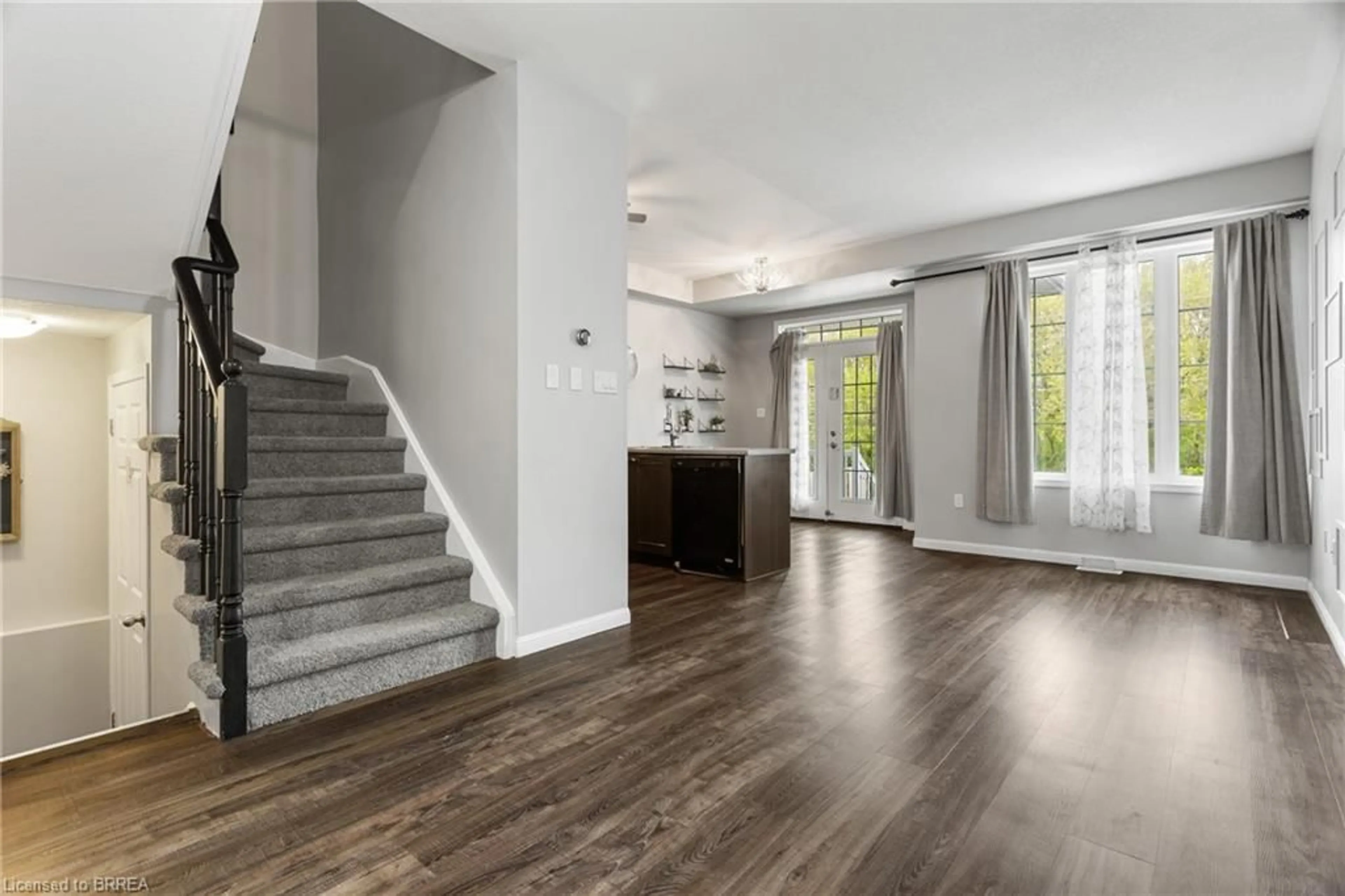 Unknown for 21 Diana Ave #32, Brantford Ontario N3T 0G7