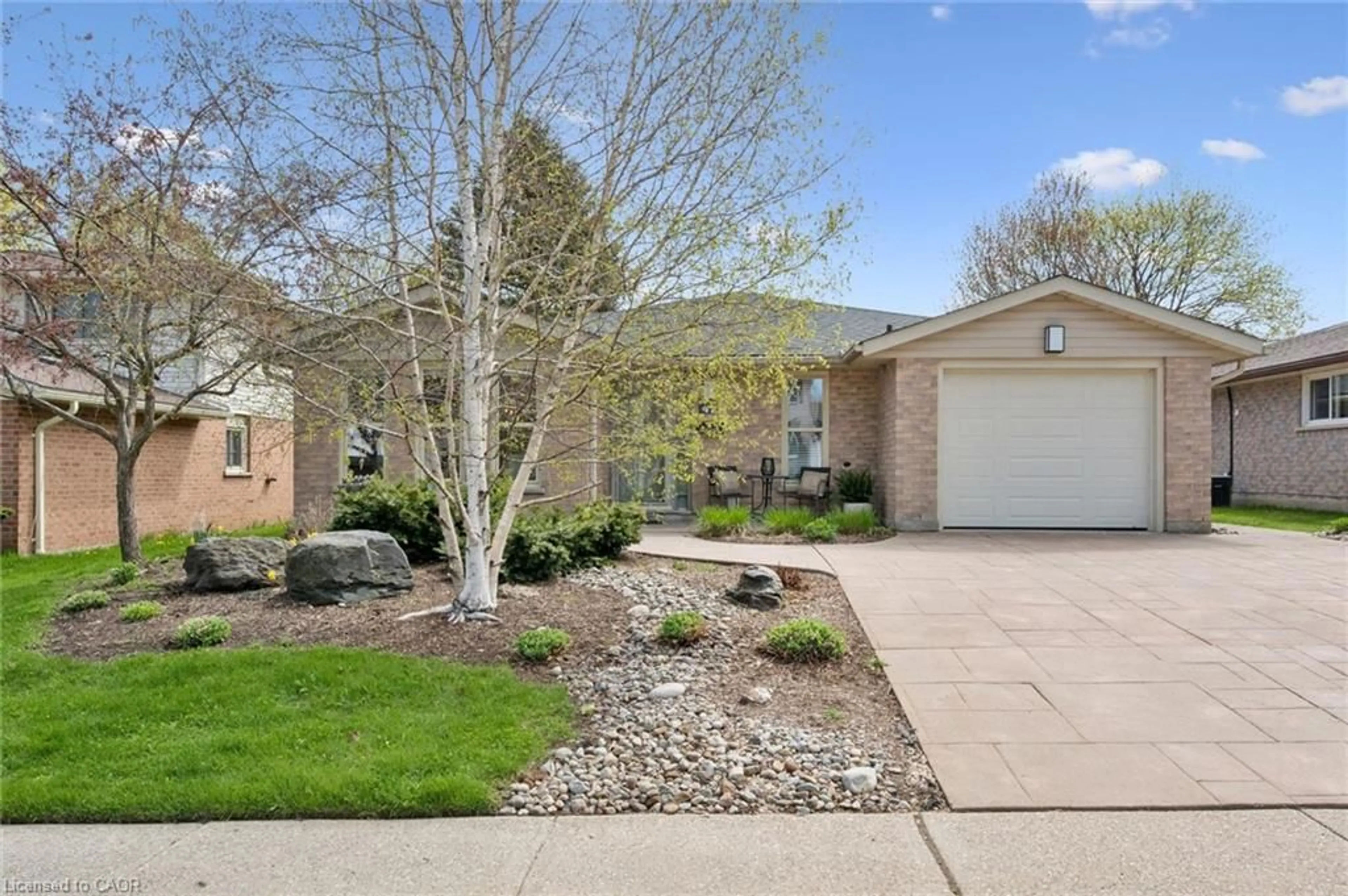 Unknown for 47 Springdale Blvd, Guelph Ontario N1H 7S9