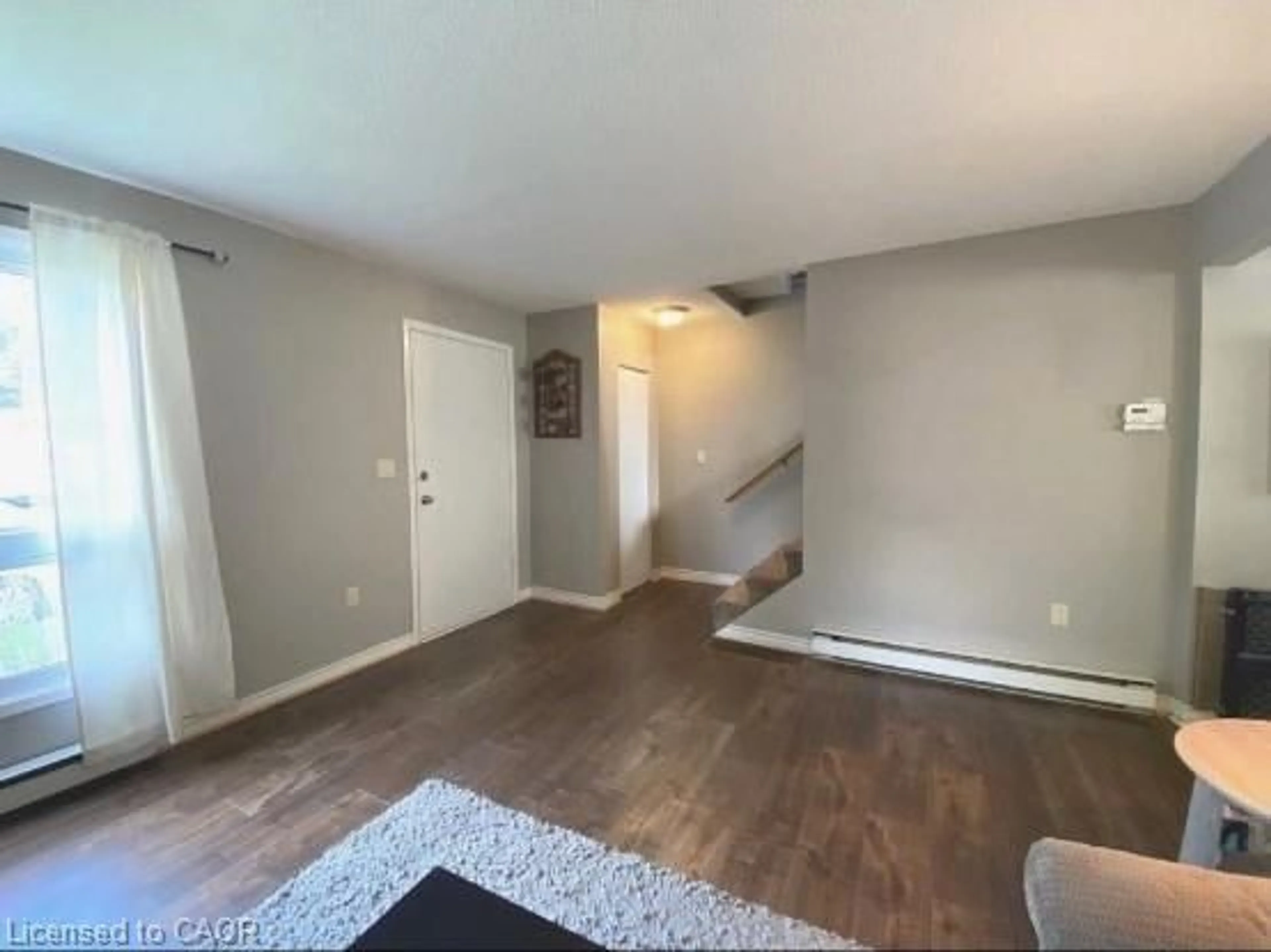 A pic of a room for 406 Queen St, Delhi Ontario N4B 2L3