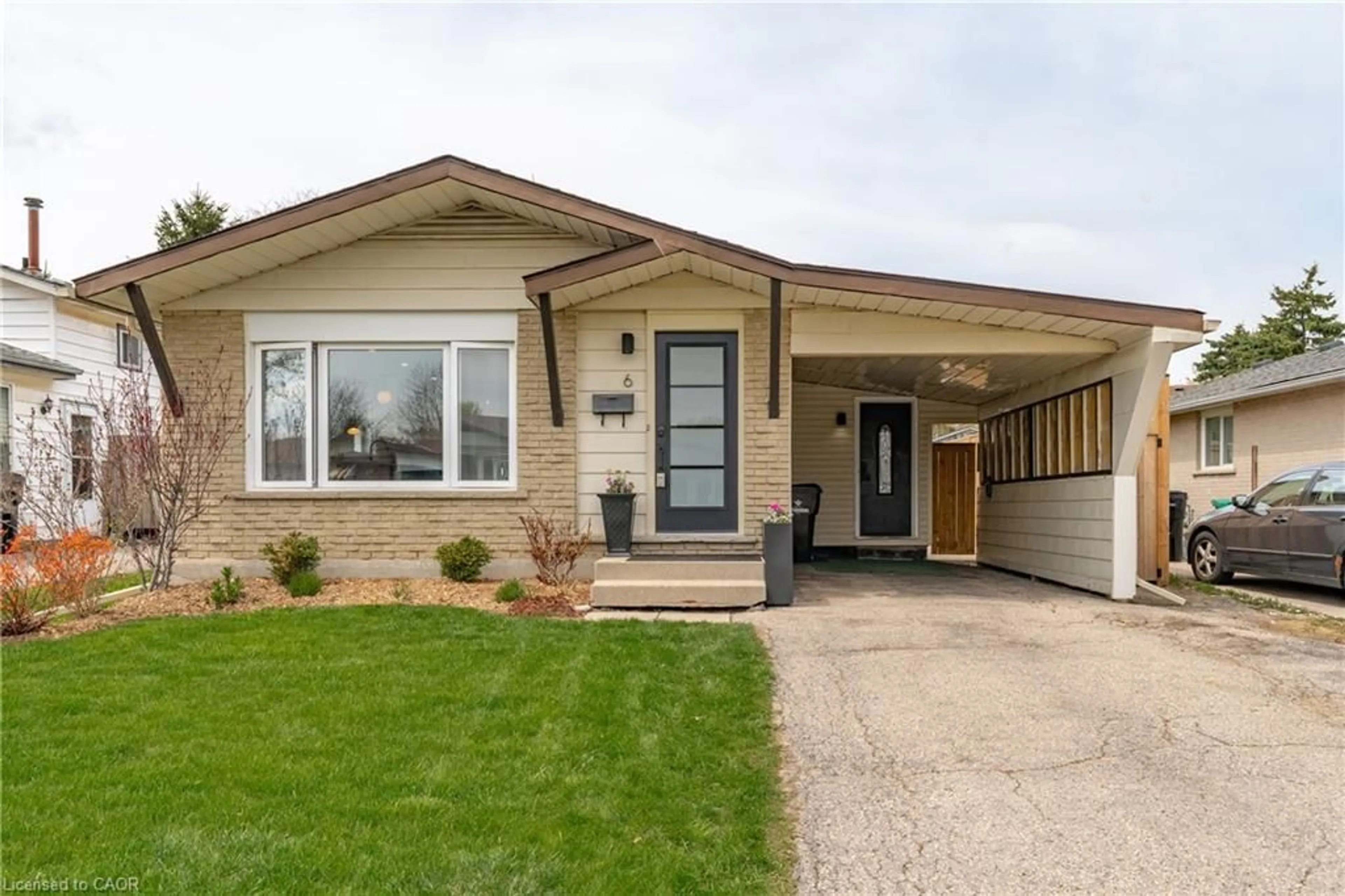Home with brick exterior material, street for 6 Broken Oak Cres, Kitchener Ontario N2N 1N7