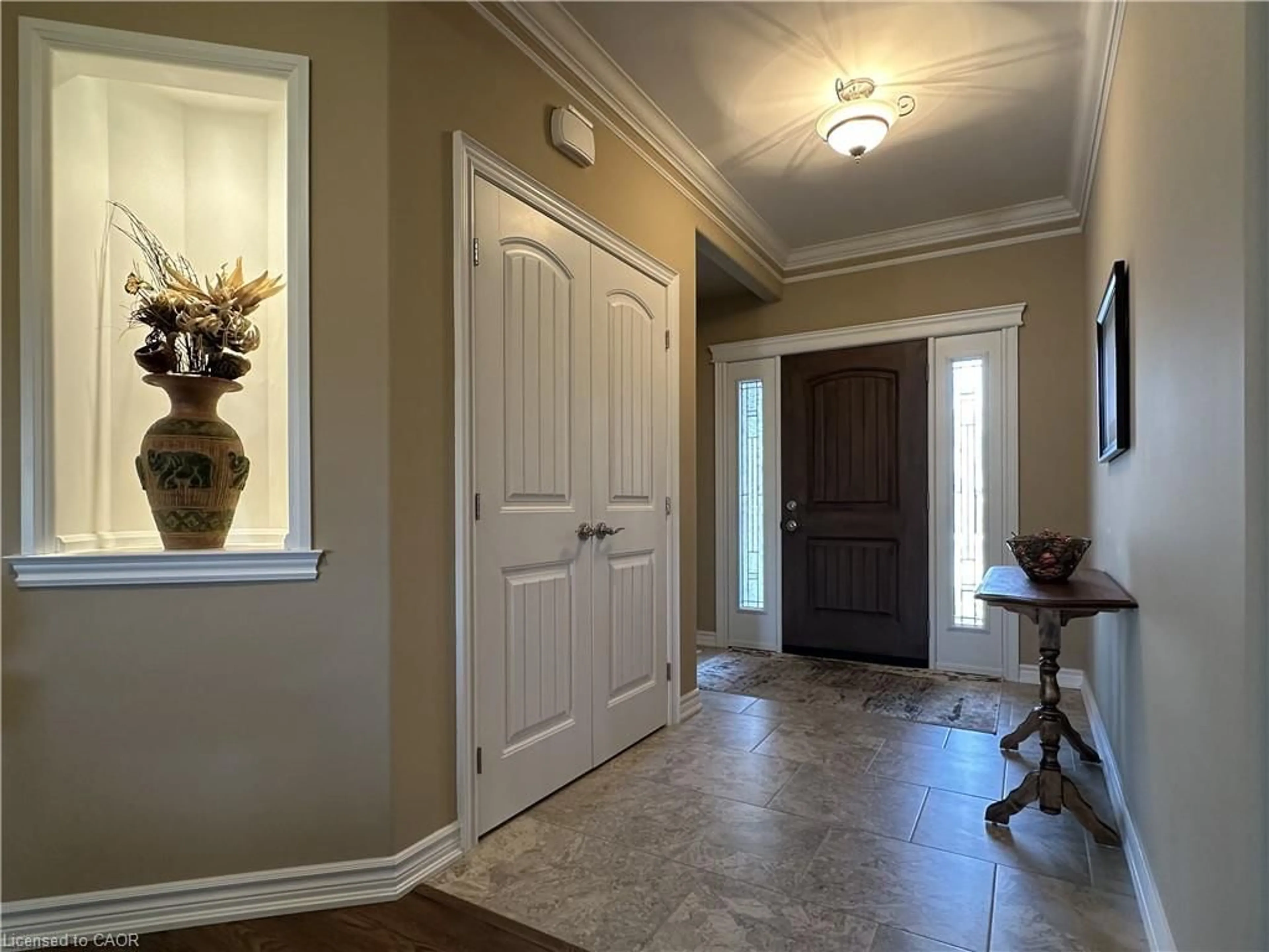 Indoor entryway for 99 Angler Ave, Port Dover Ontario N0A 1N3