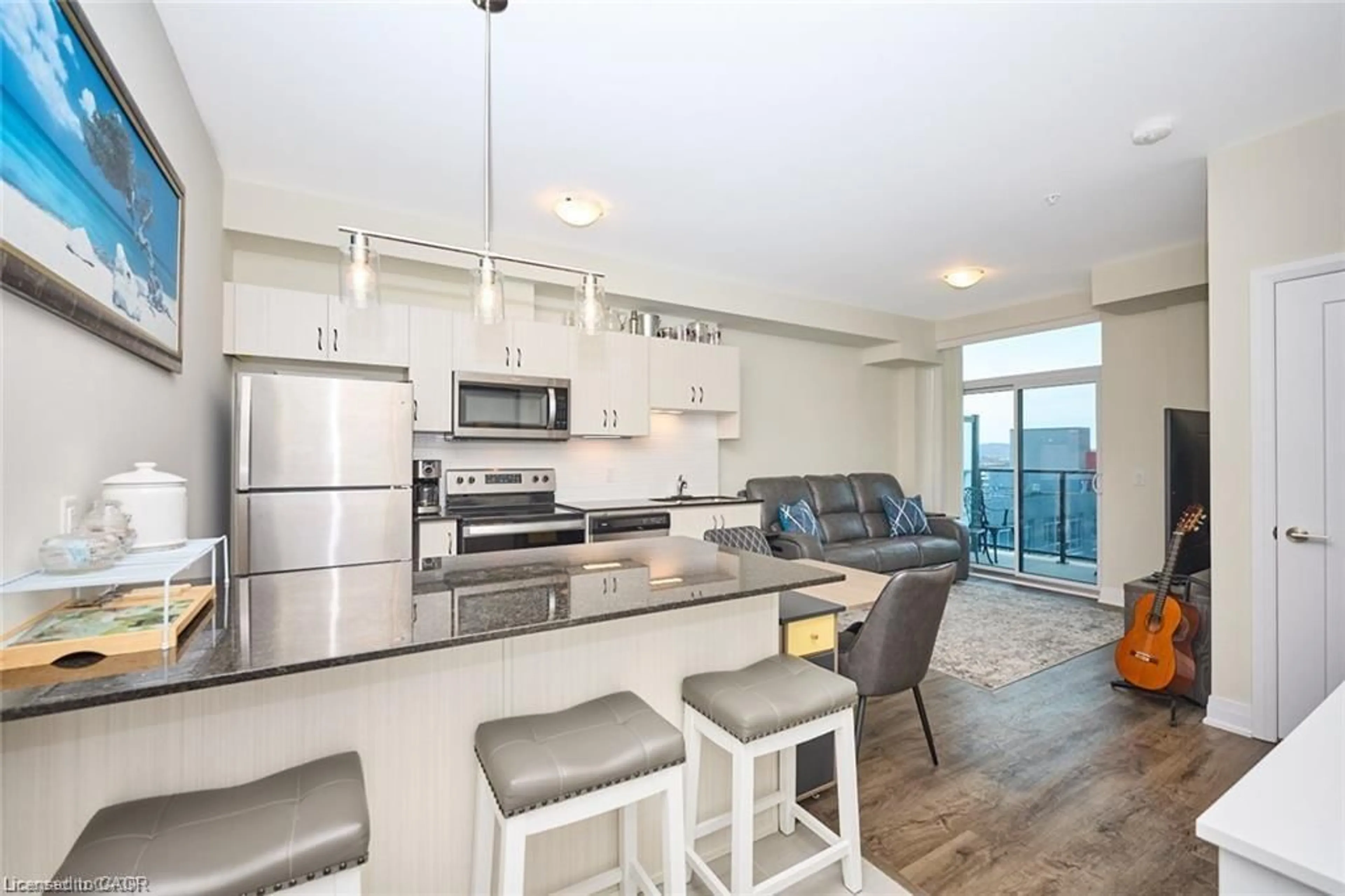 Open concept kitchen, unknown for 16 Concord Pl #803, Grimsby Ontario L3M 0J1