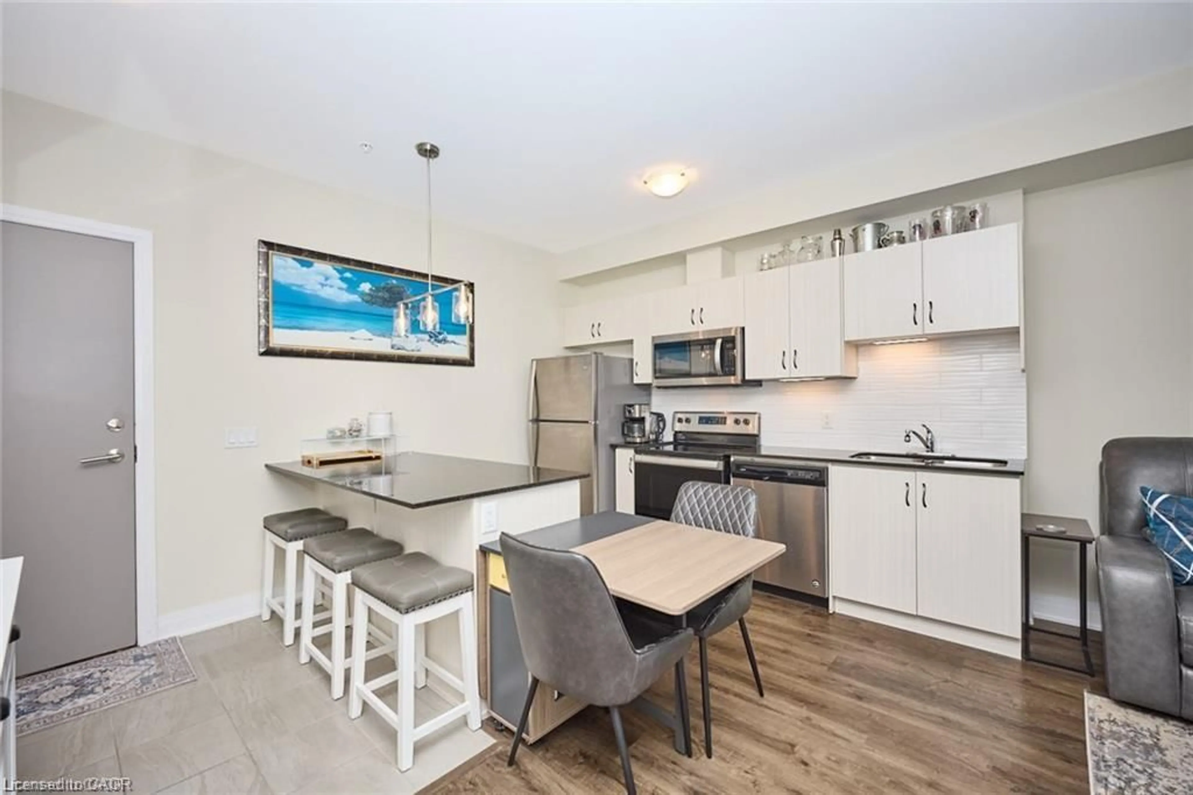Open concept kitchen, unknown for 16 Concord Pl #803, Grimsby Ontario L3M 0J1