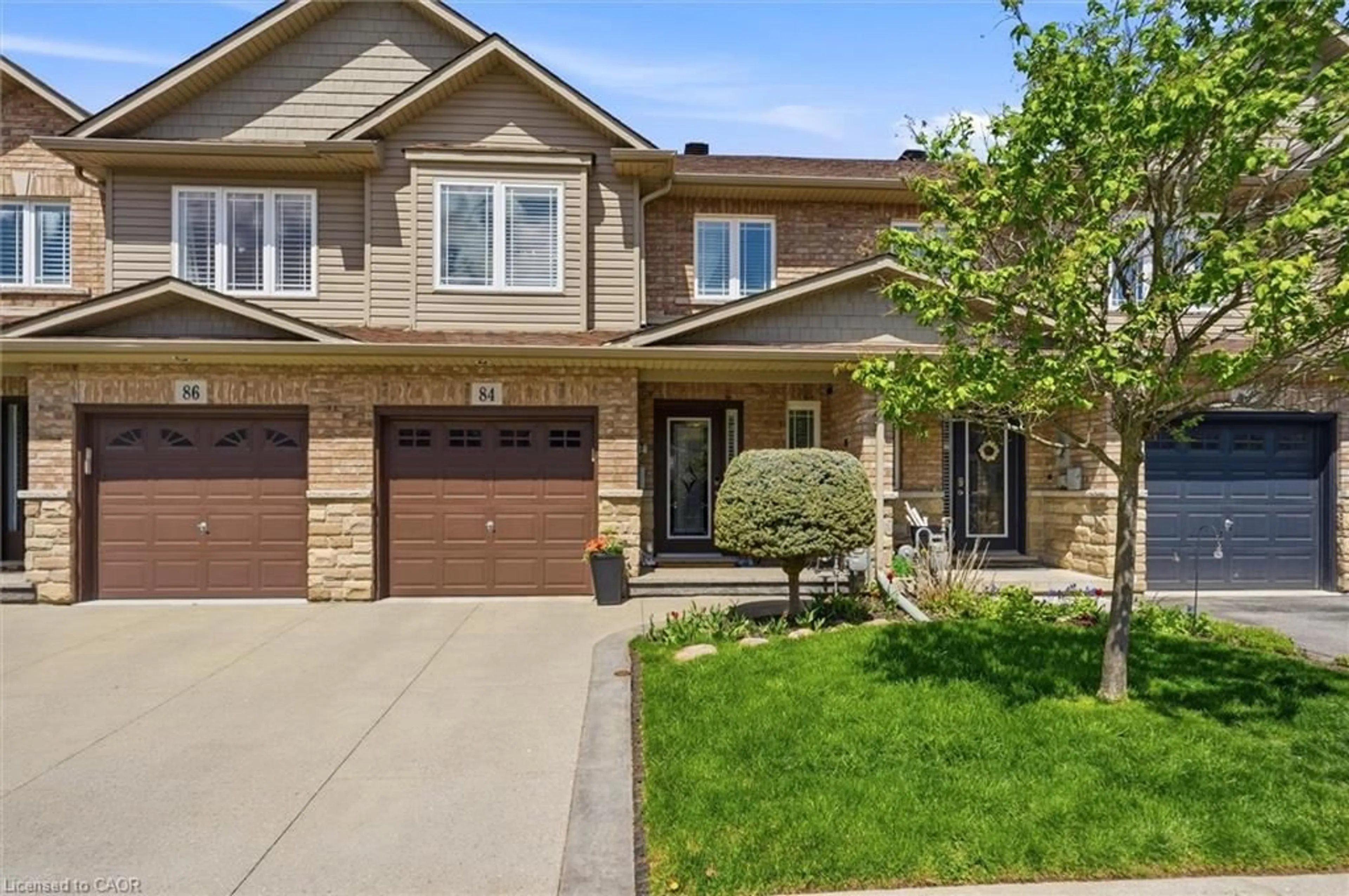 Home with brick exterior material, street for 84 Periwinkle Dr, Stoney Creek Ontario L0R 1P0