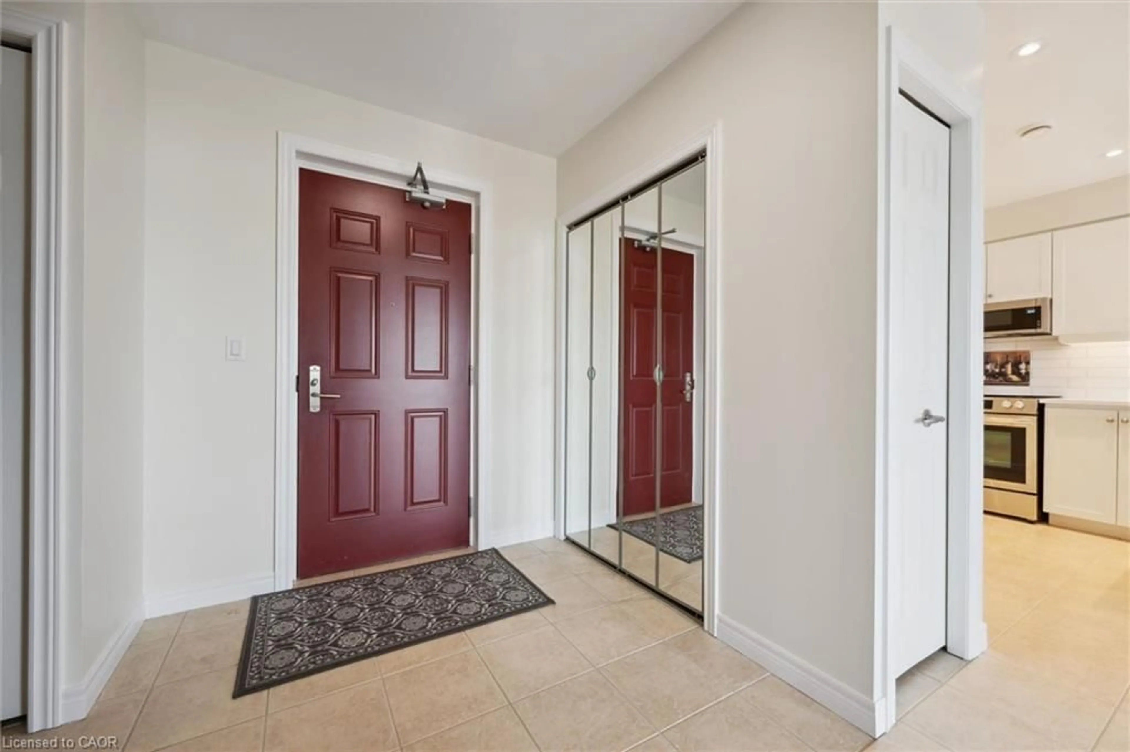 Indoor entryway for 65 Bayberry Dr #C404, Guelph Ontario N1G 5K8