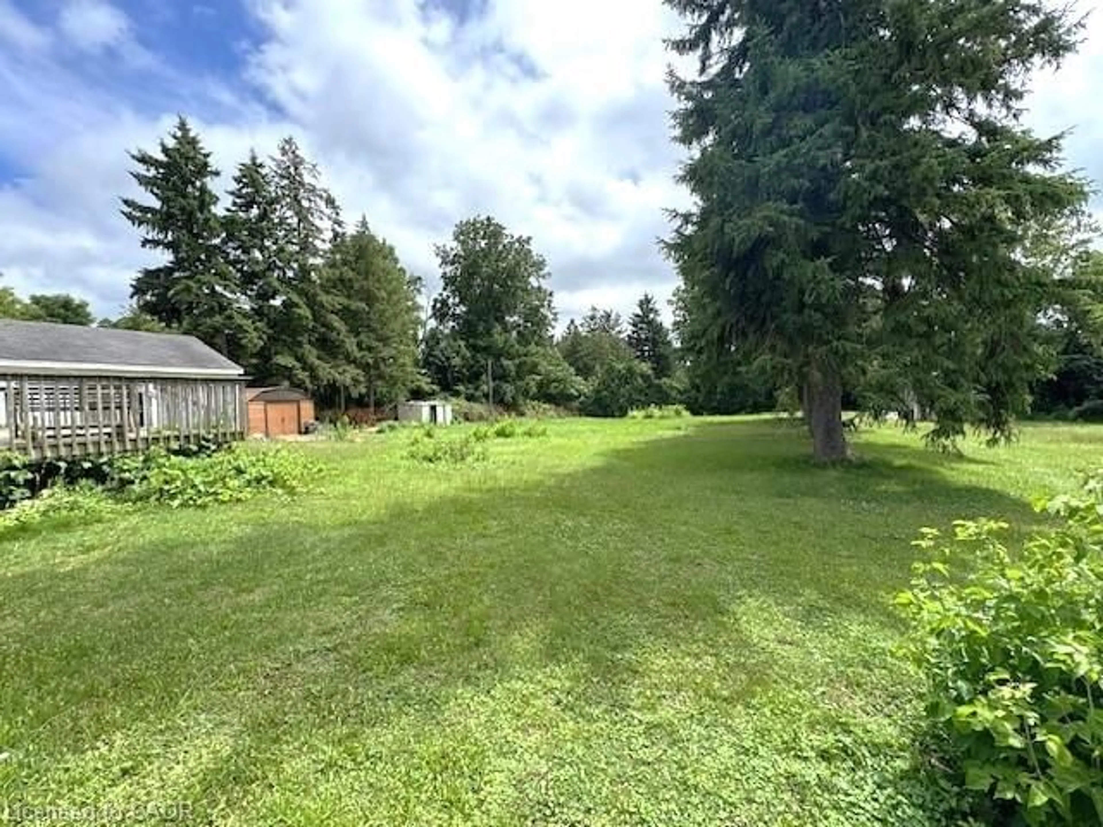 Unknown for 7 Liberty Dr, Cambridge Ontario N1R 5N4