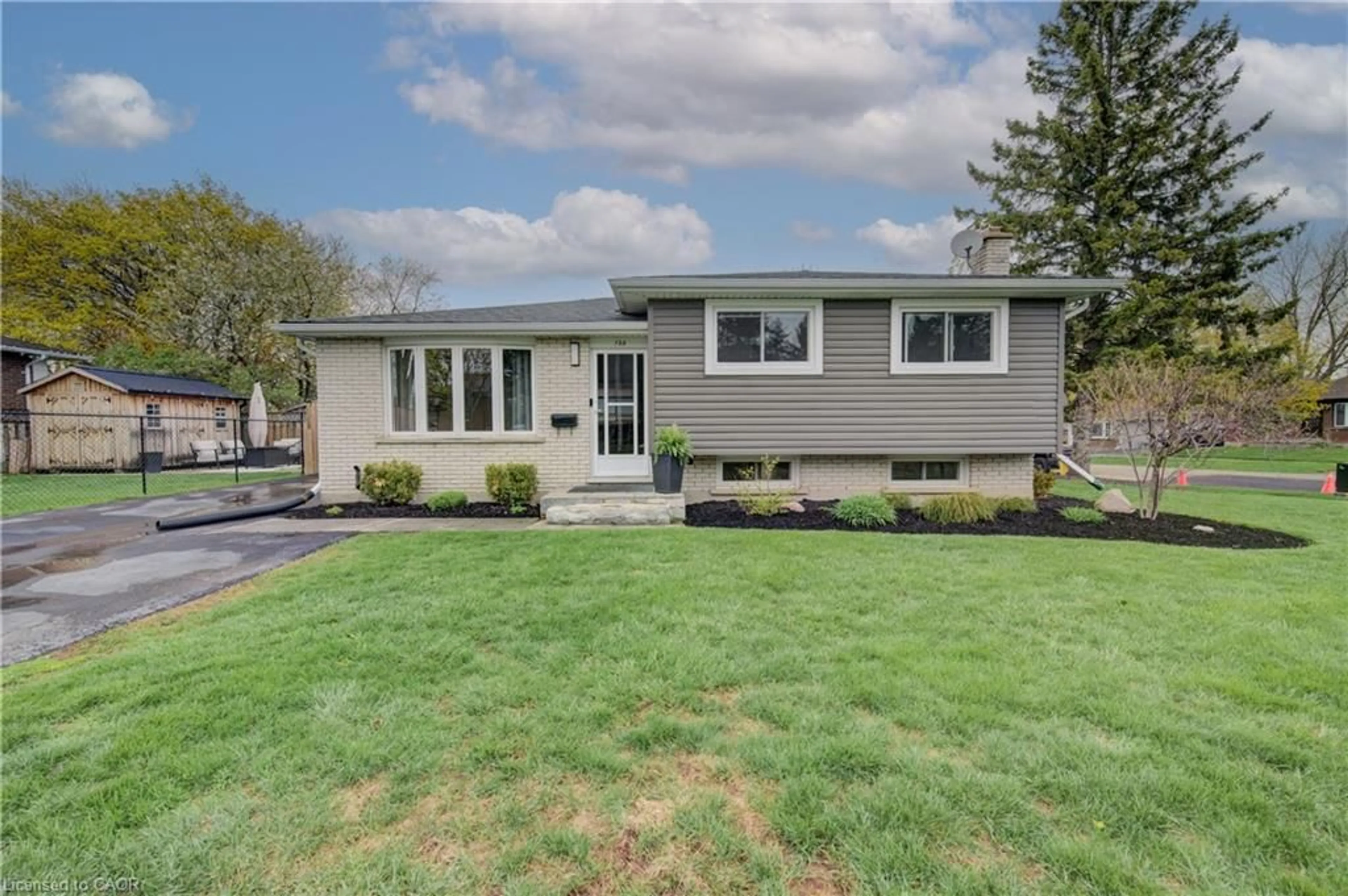 Home with vinyl exterior material, street for 126 Webster St, New Hamburg Ontario N3A 1W7
