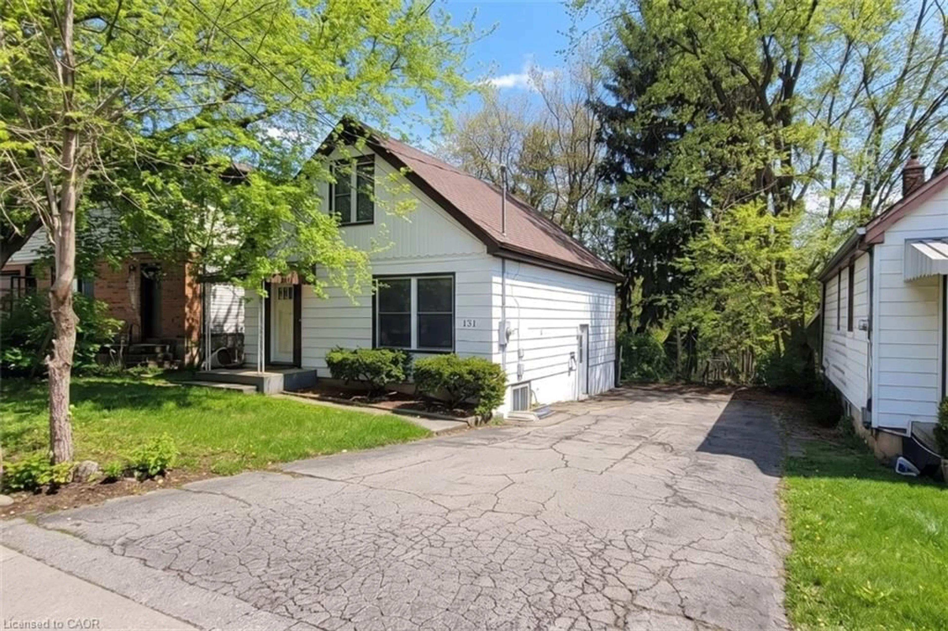 Unknown for 131 Leland St, Hamilton Ontario L8S 3A3