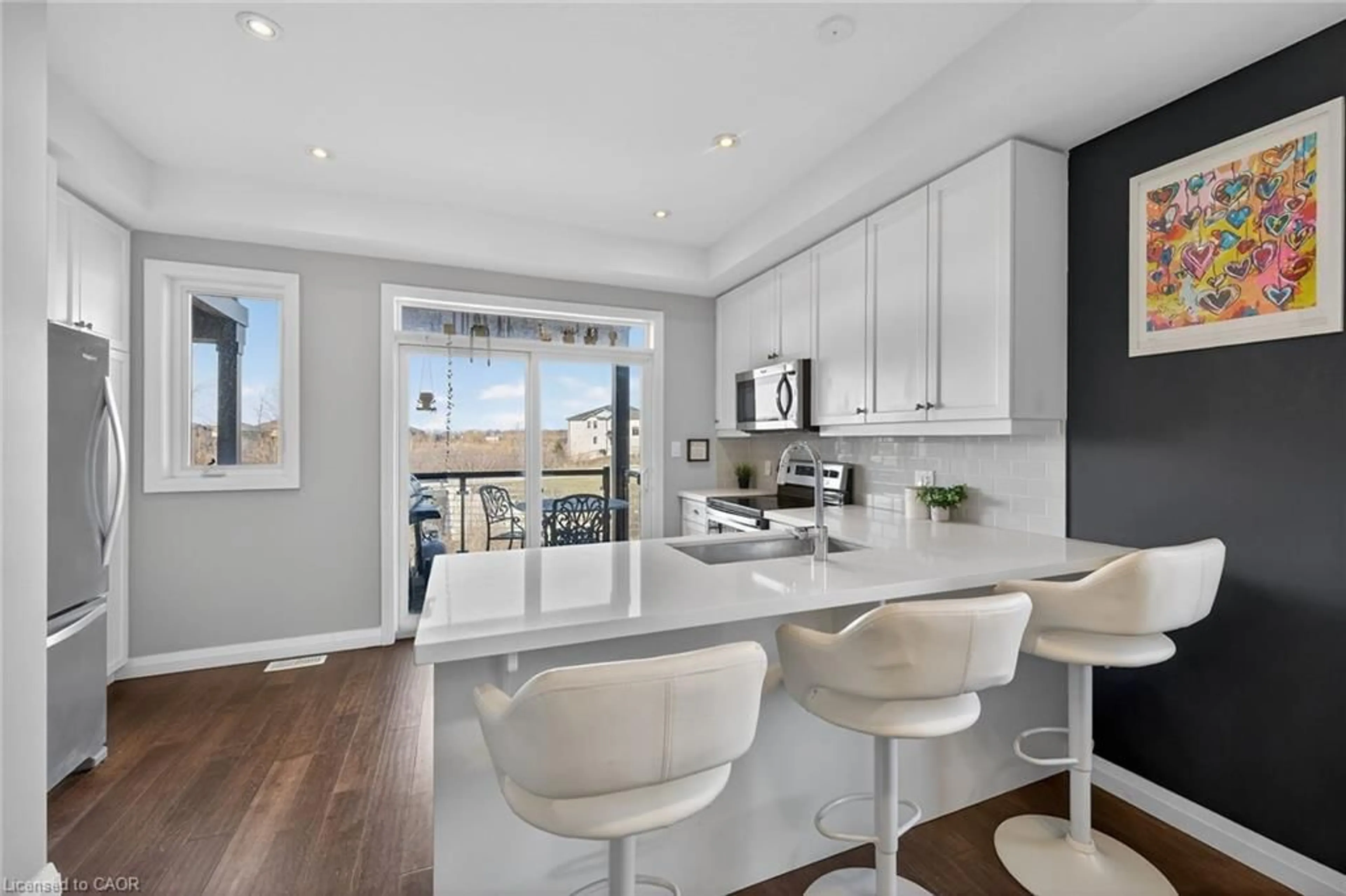 Open concept kitchen, unknown for 35 Midhurst Hts #33, Stoney Creek Ontario L8J 0K9