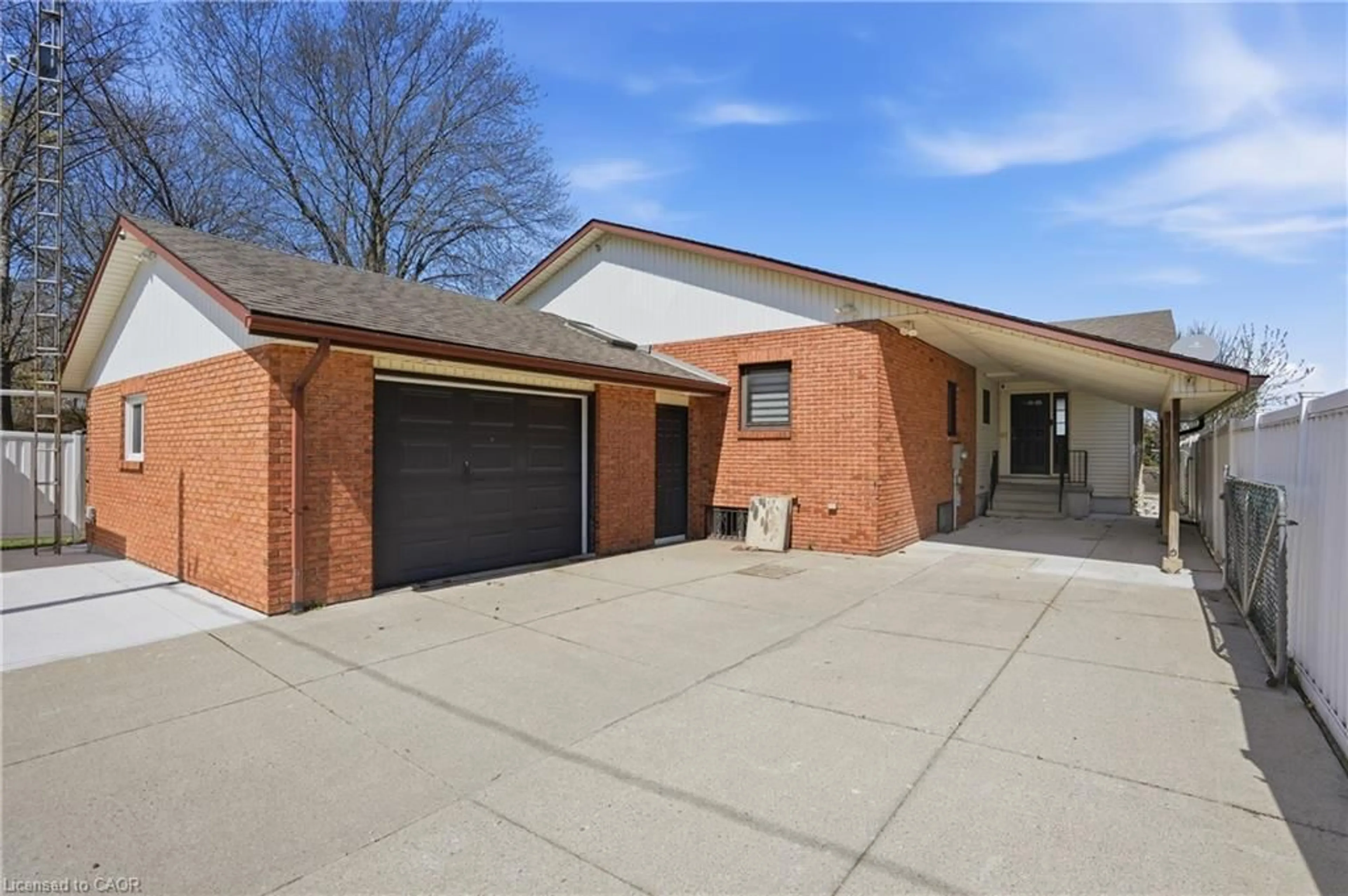 Home with brick exterior material, street for 8 Firelane 14d Rd, Niagara-on-the-Lake Ontario L0S 1J0