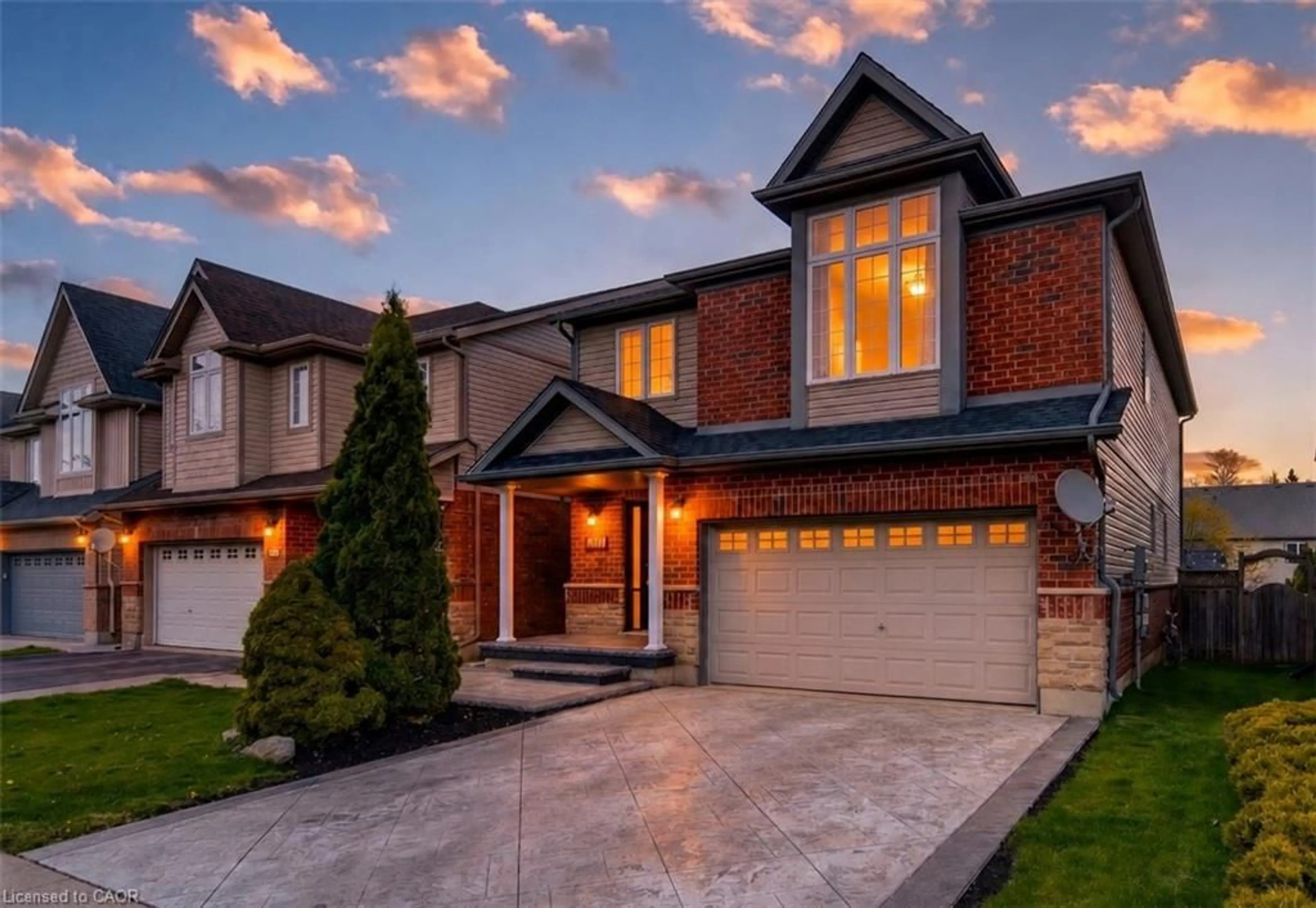 Home with brick exterior material, street for 425 Sauve Cres, Waterloo Ontario N2T 2Y8