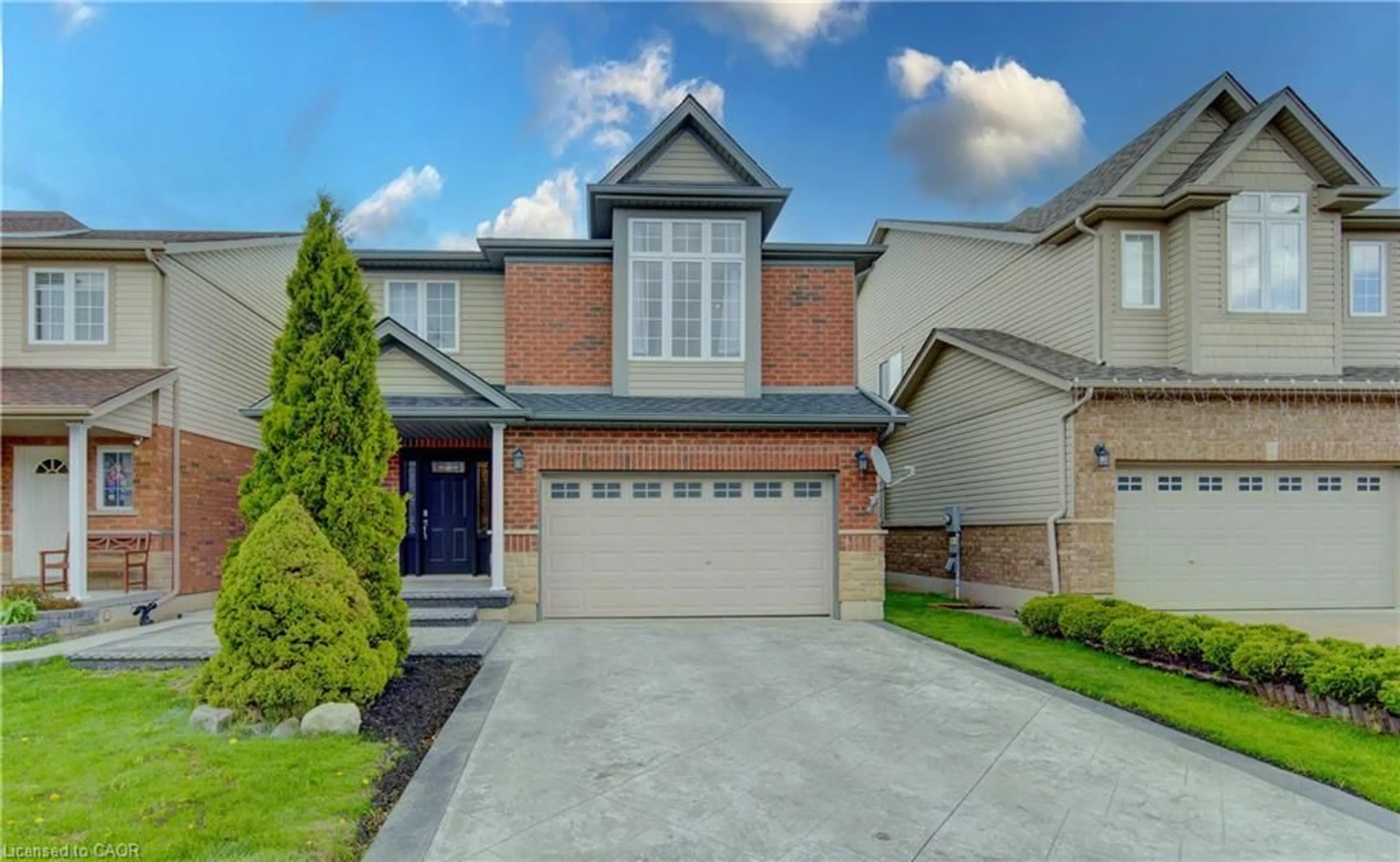 Home with brick exterior material, street for 425 Sauve Cres, Waterloo Ontario N2T 2Y8