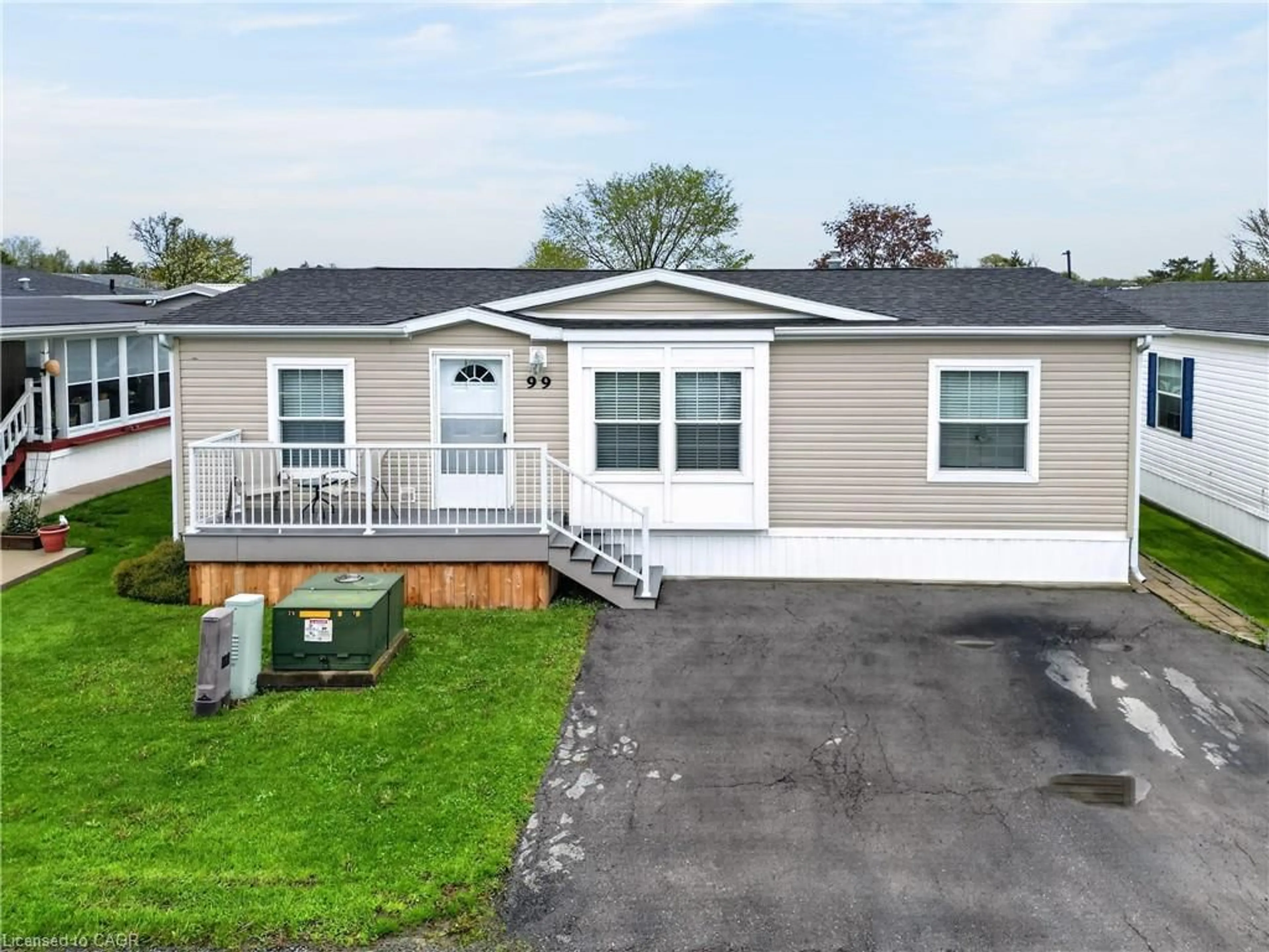 Home with vinyl exterior material, street for 3033 Townline Rd #99, Stevensville Ontario L0S 1S1