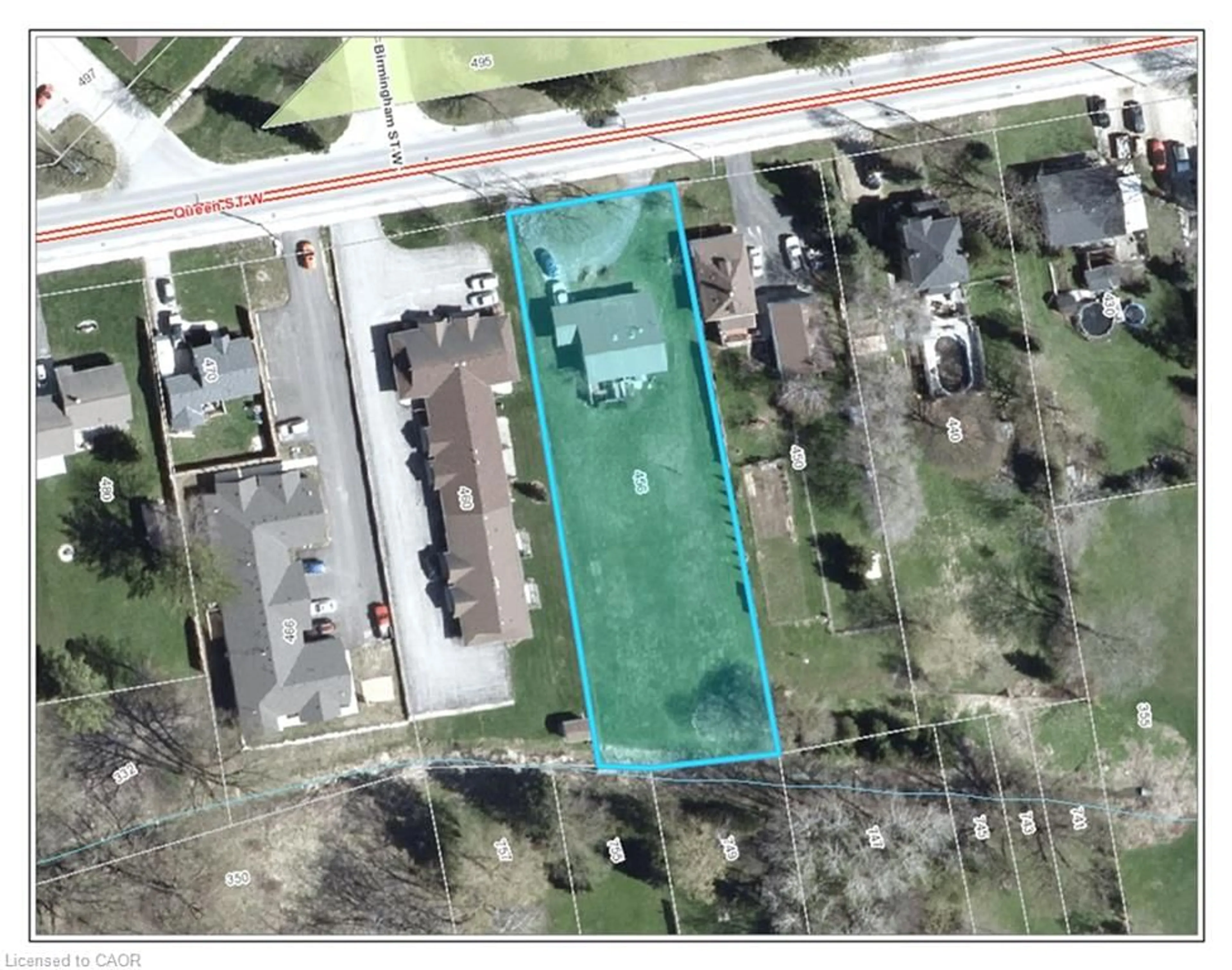 A pic from outside/outdoor area/front of a property/back of a property/a pic from drone, street for 456 Queen St, Mount Forest Ontario N0G 2L3