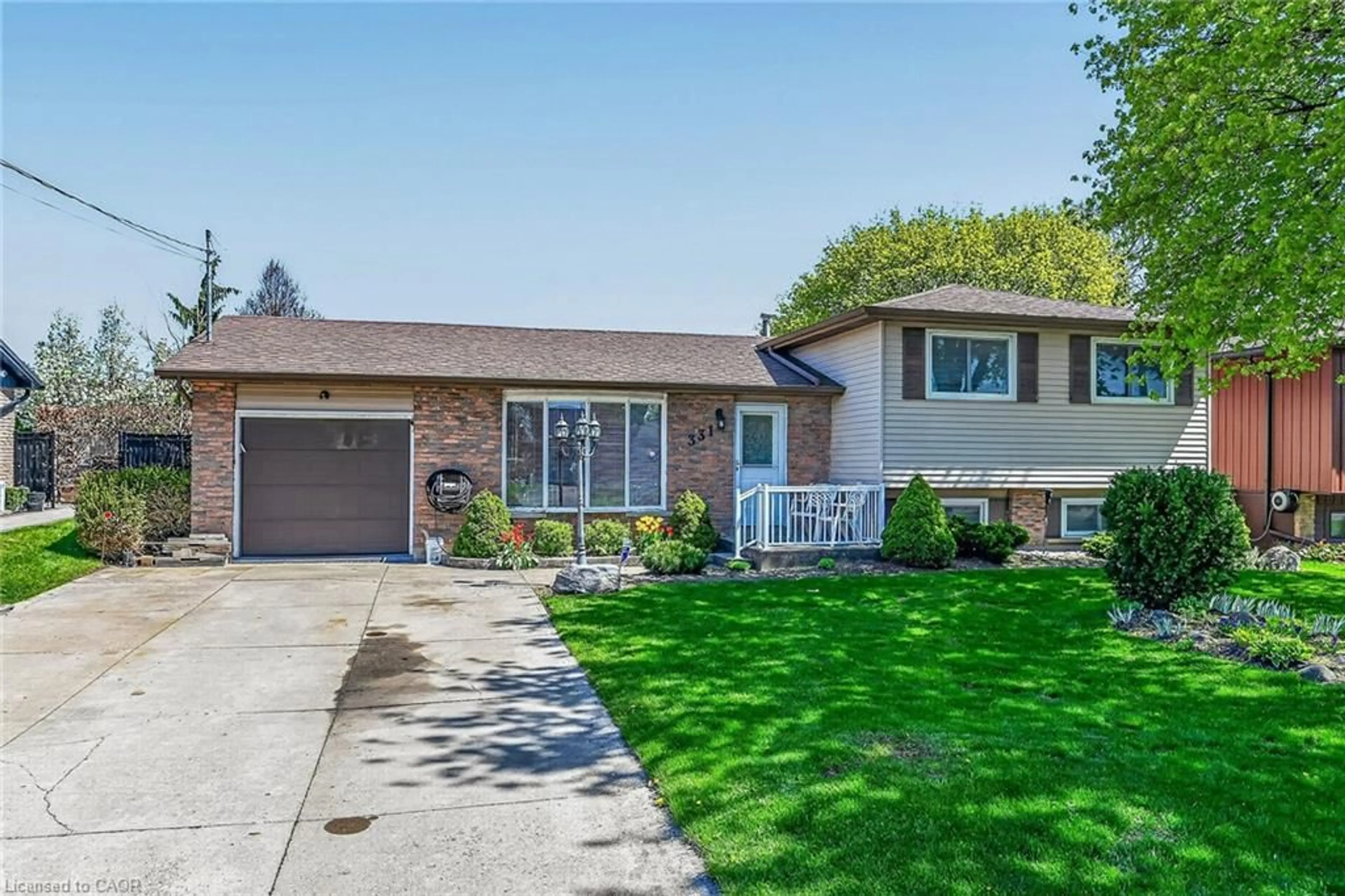 Home with brick exterior material, street for 331 Maccrae Dr, Caledonia Ontario N3W 1K5