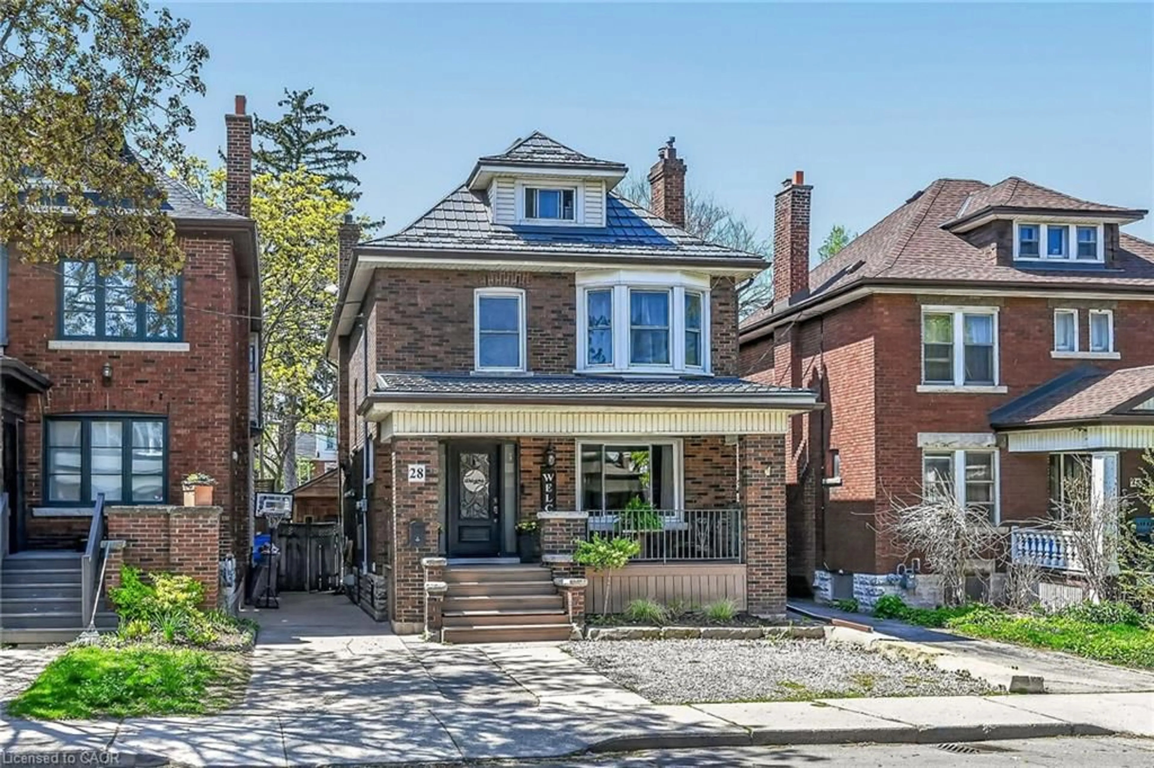 Home with brick exterior material, street for 28 Ashford Blvd, Hamilton Ontario L8M 2T8