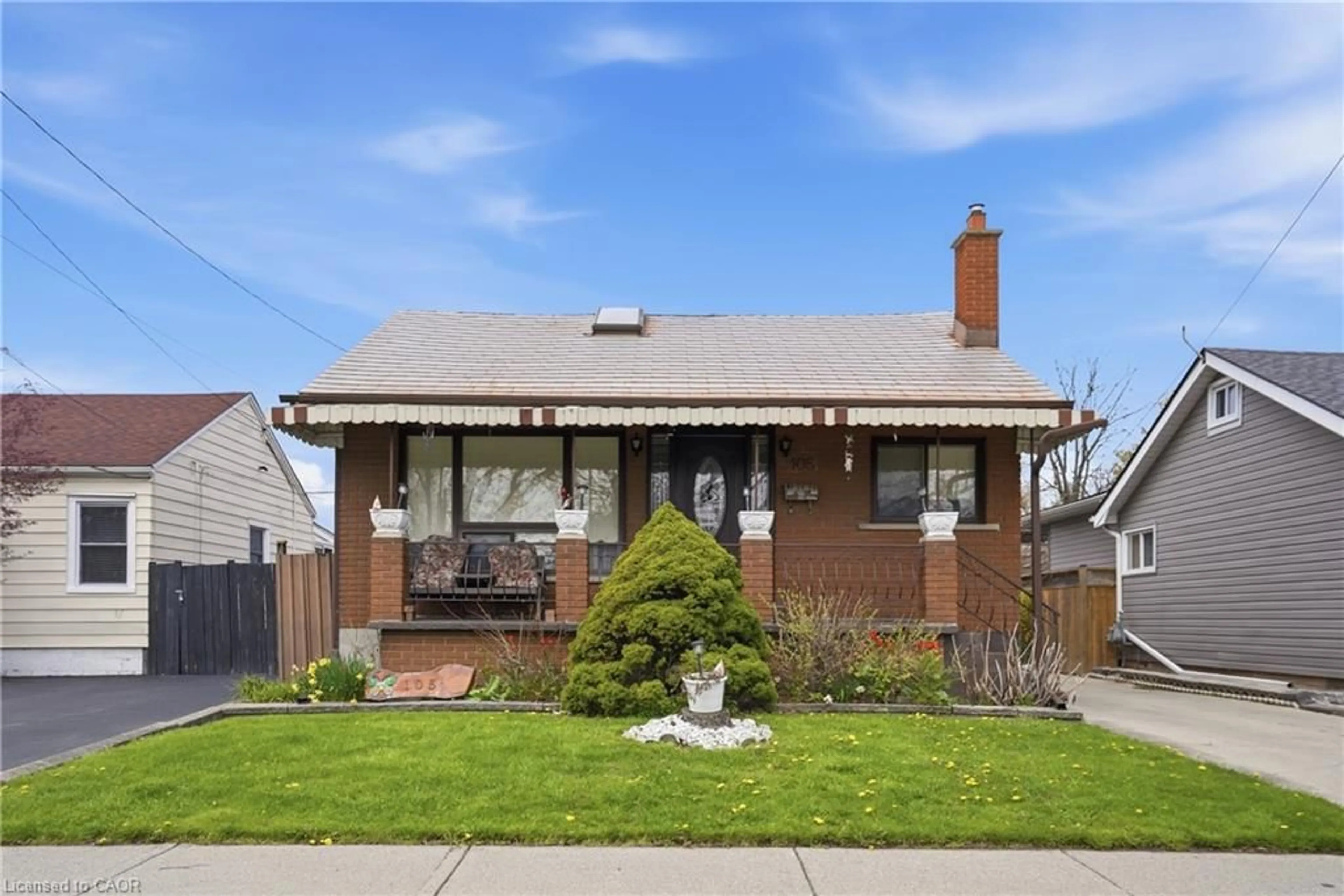 Home with brick exterior material, street for 105 Tolton Ave, Hamilton Ontario L8H 5N7