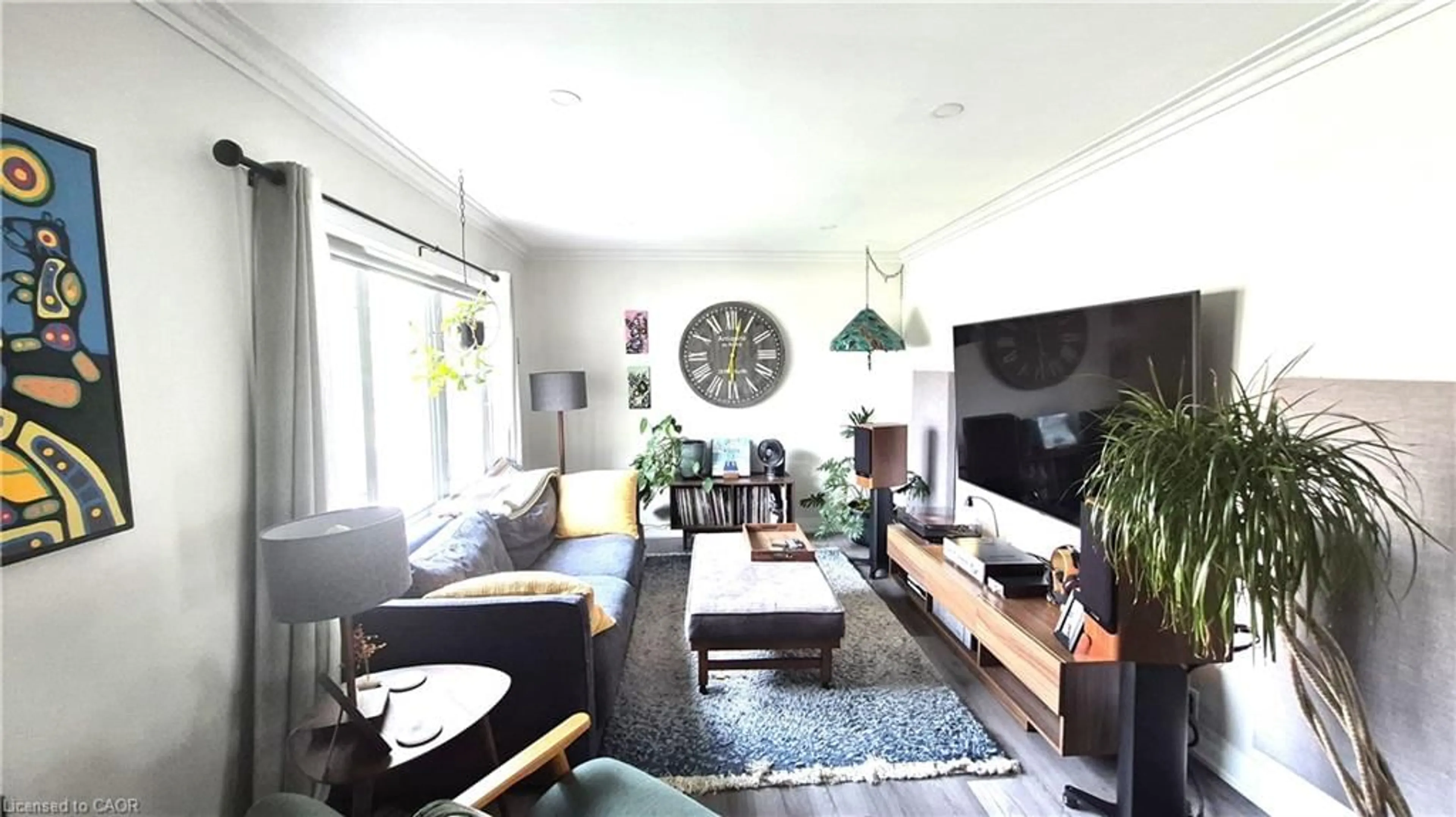 Living room with furniture, unknown for 129 Moore Ave, Waterloo Ontario N2J 1X4
