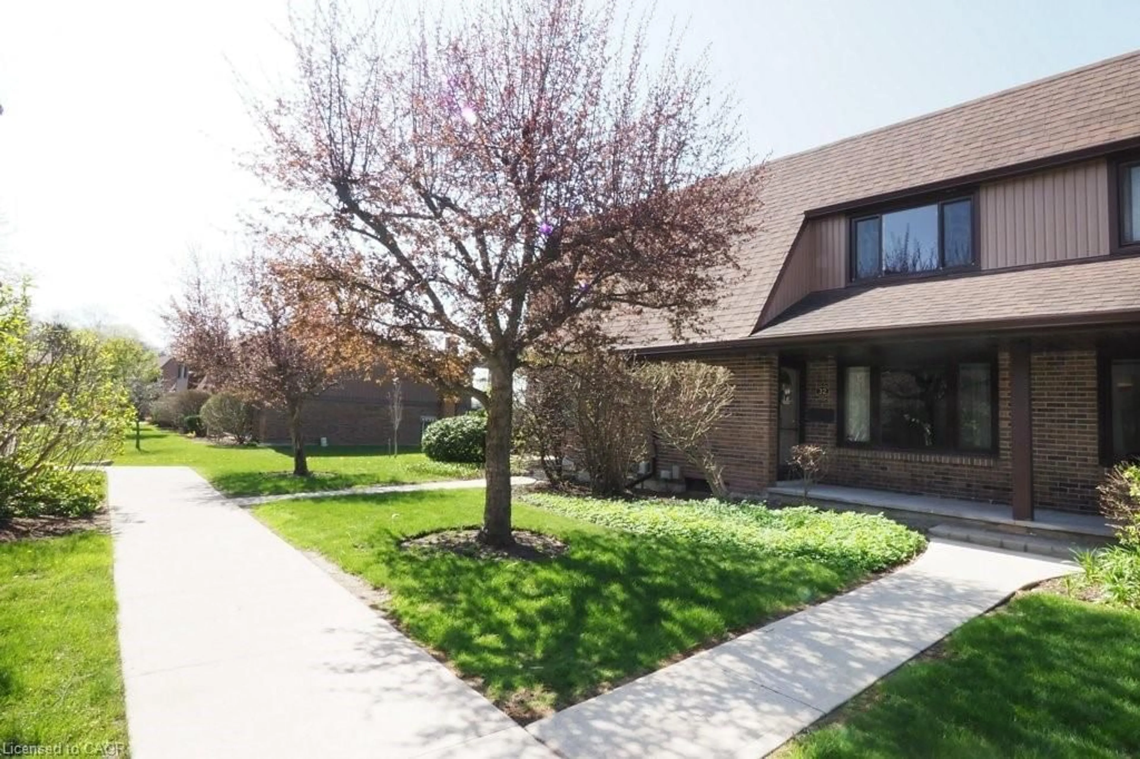 Unknown for 279 Sandowne Dr #32, Waterloo Ontario N2K 2C1