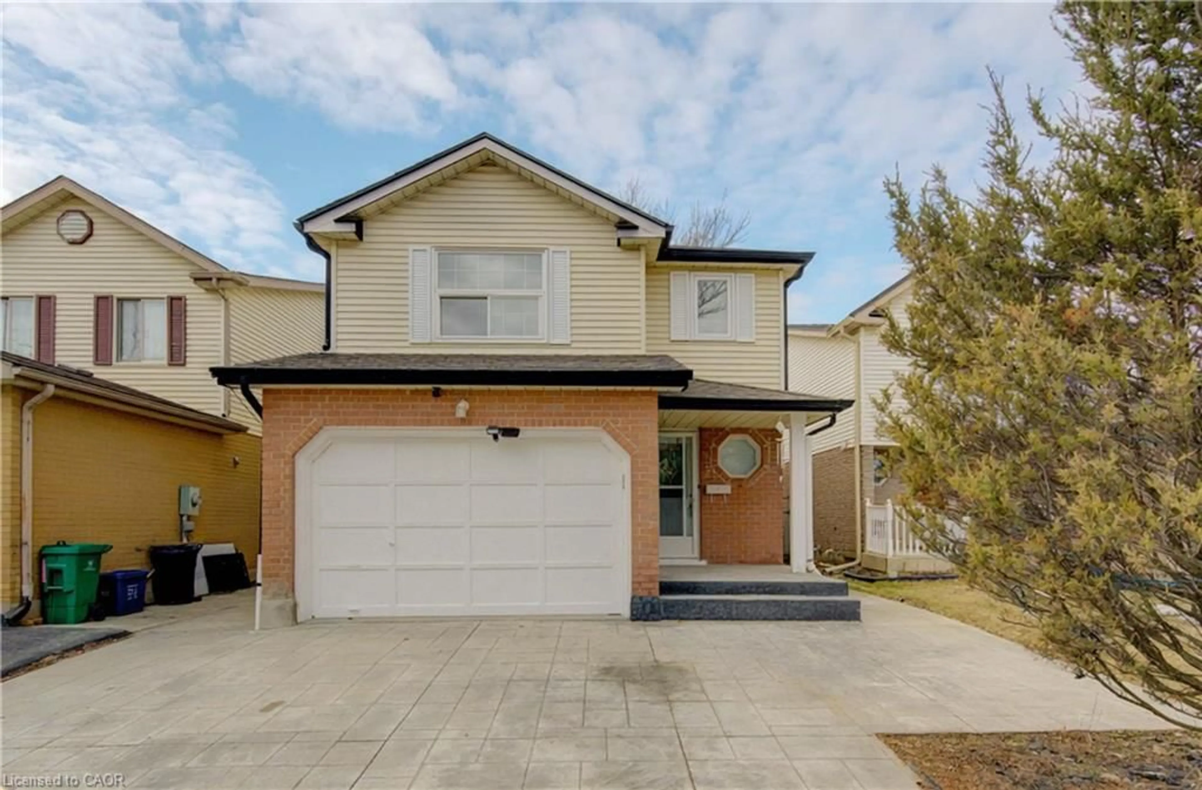 Home with vinyl exterior material, street for 51 Camrose Crt, Kitchener Ontario N2M 5J4