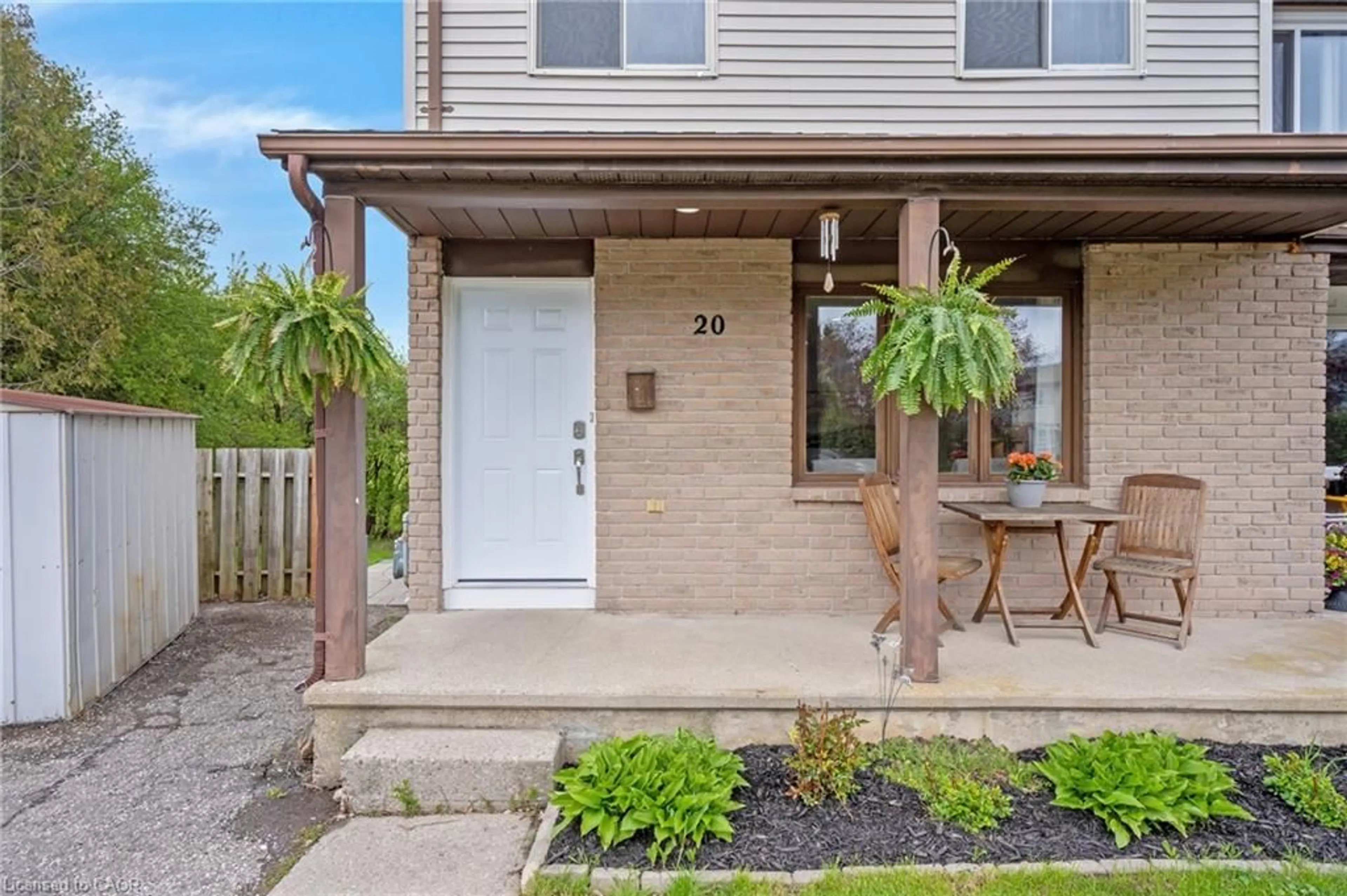 Unknown for 20 Ardoch Mews, Cambridge Ontario N1R 7T6