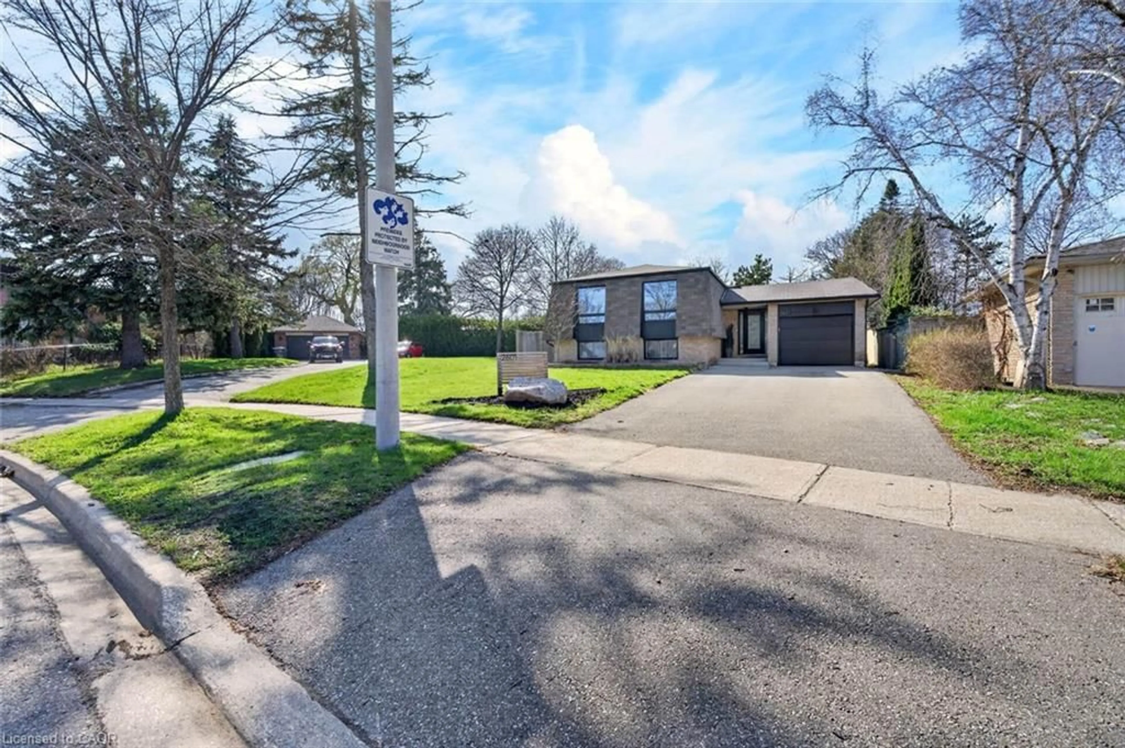 Unknown for 2601 Windjammer Rd, Peel Ontario L5L 1H7