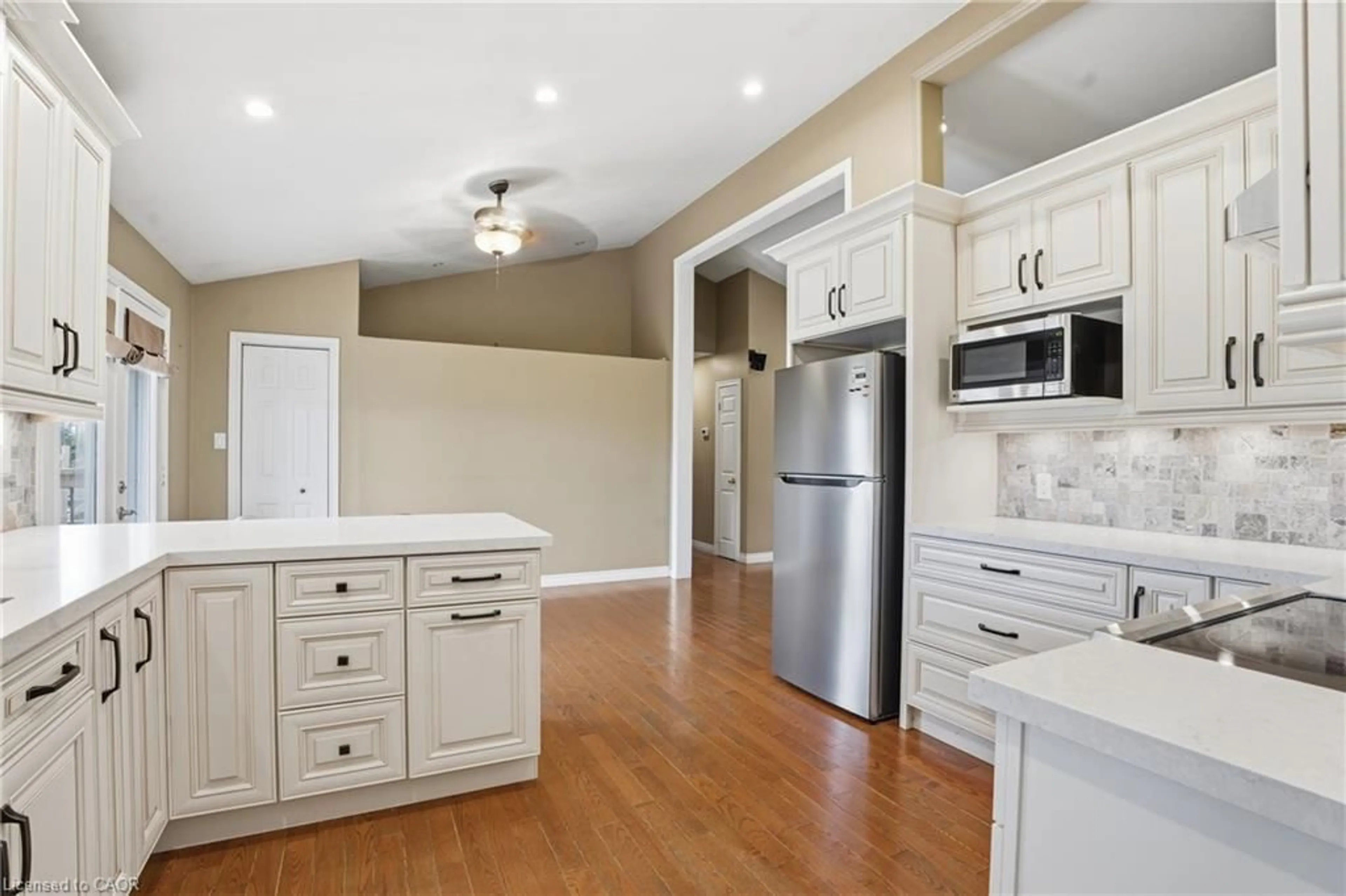 Open concept kitchen, unknown for 2410 Abingdon Rd, Caistor Centre Ontario L0R 1E0