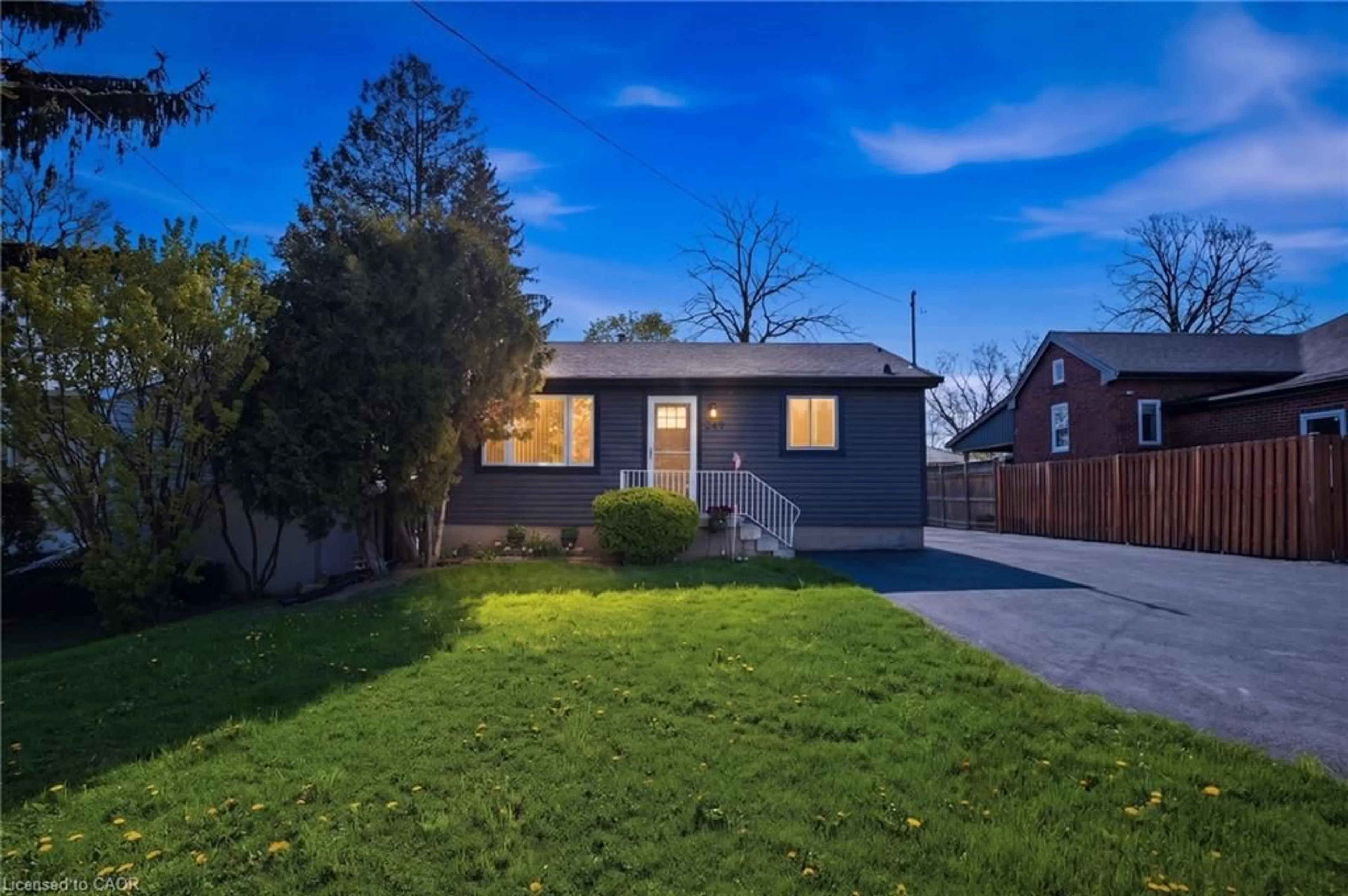 Home with brick exterior material, street for 249 West 18th St, Hamilton Ontario L9C 4H1