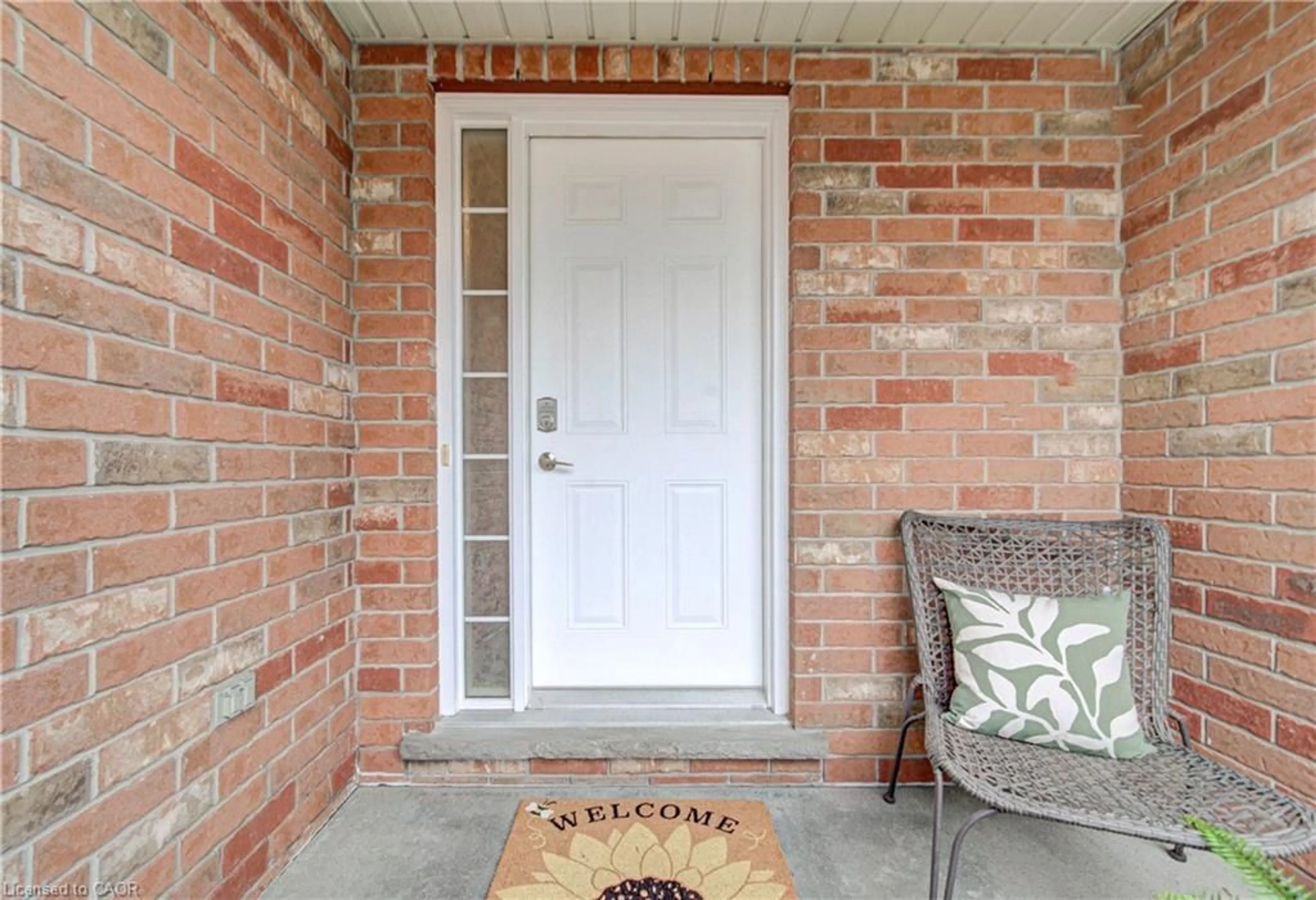 Indoor entryway for 42 Fallowfield Dr #22, Kitchener Ontario N2C 0A8