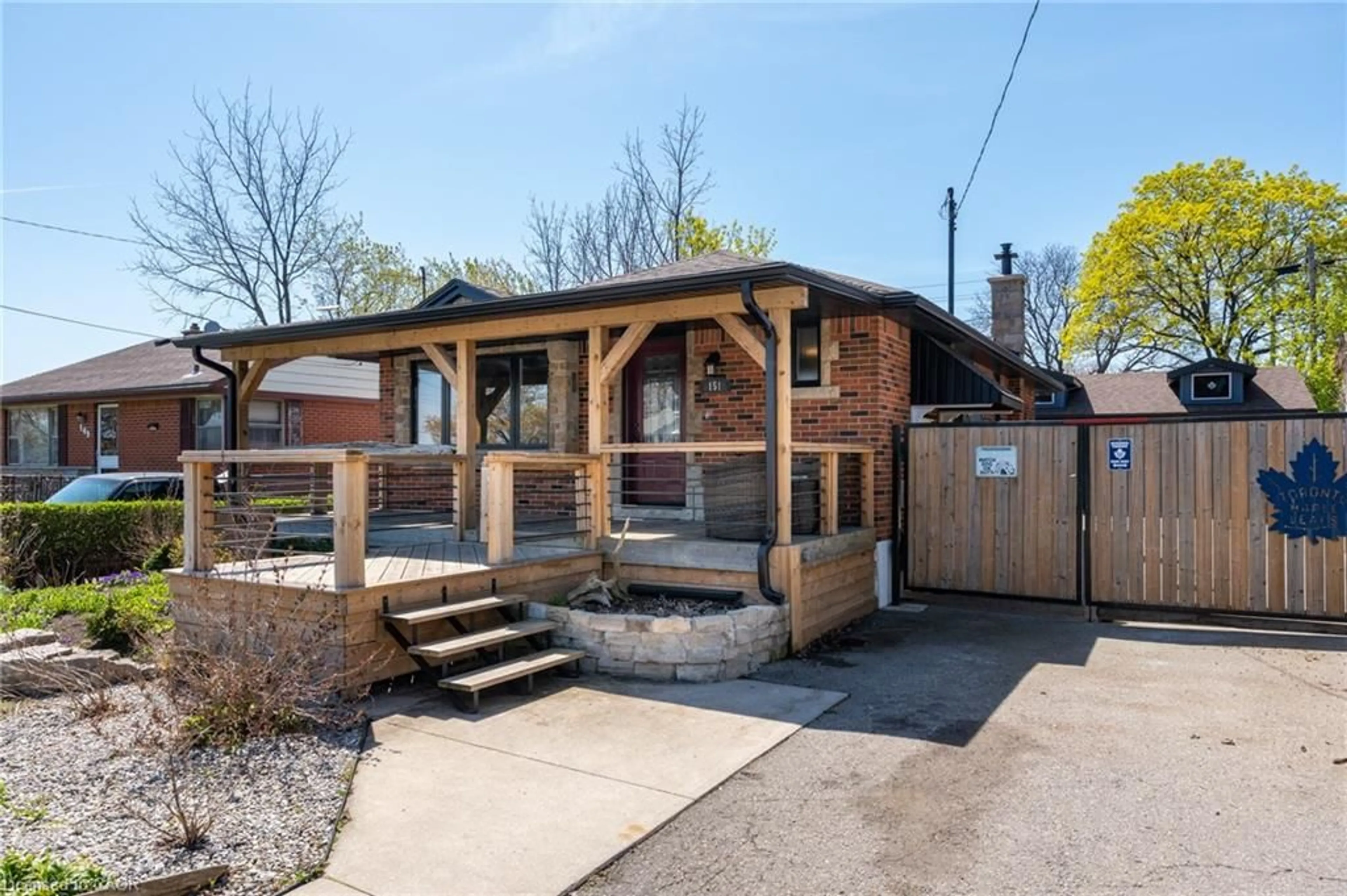 Home with brick exterior material, street for 151 Winchester Blvd, Hamilton Ontario L8T 2M9